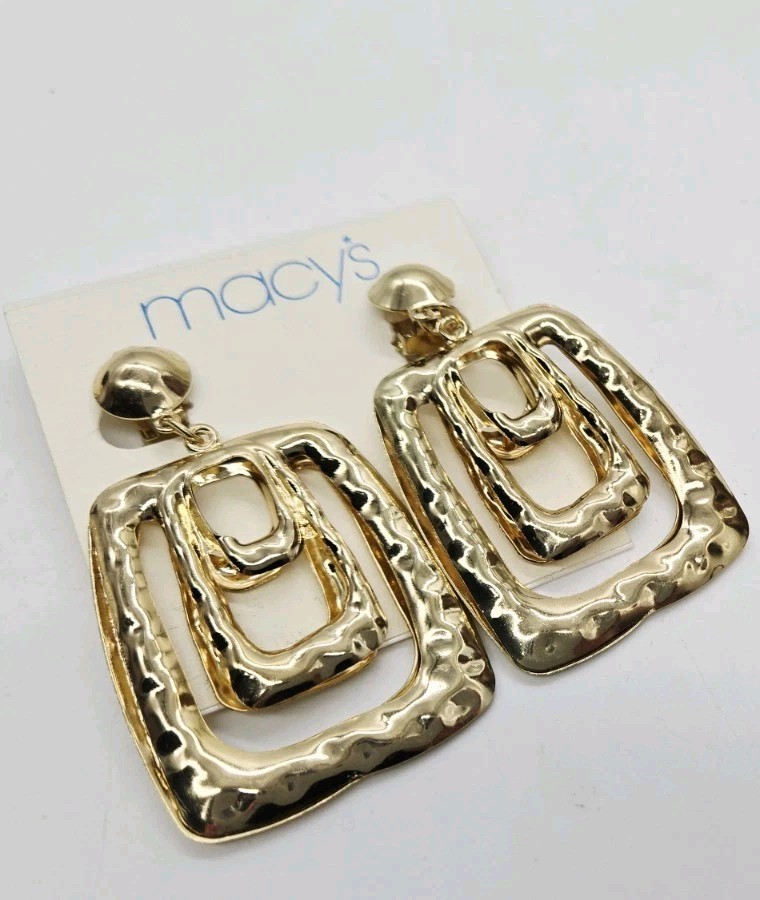 Doorknocker Clip on Earrings Dangle Silver tone 80’s style Vintage Macy’s 2.5 in