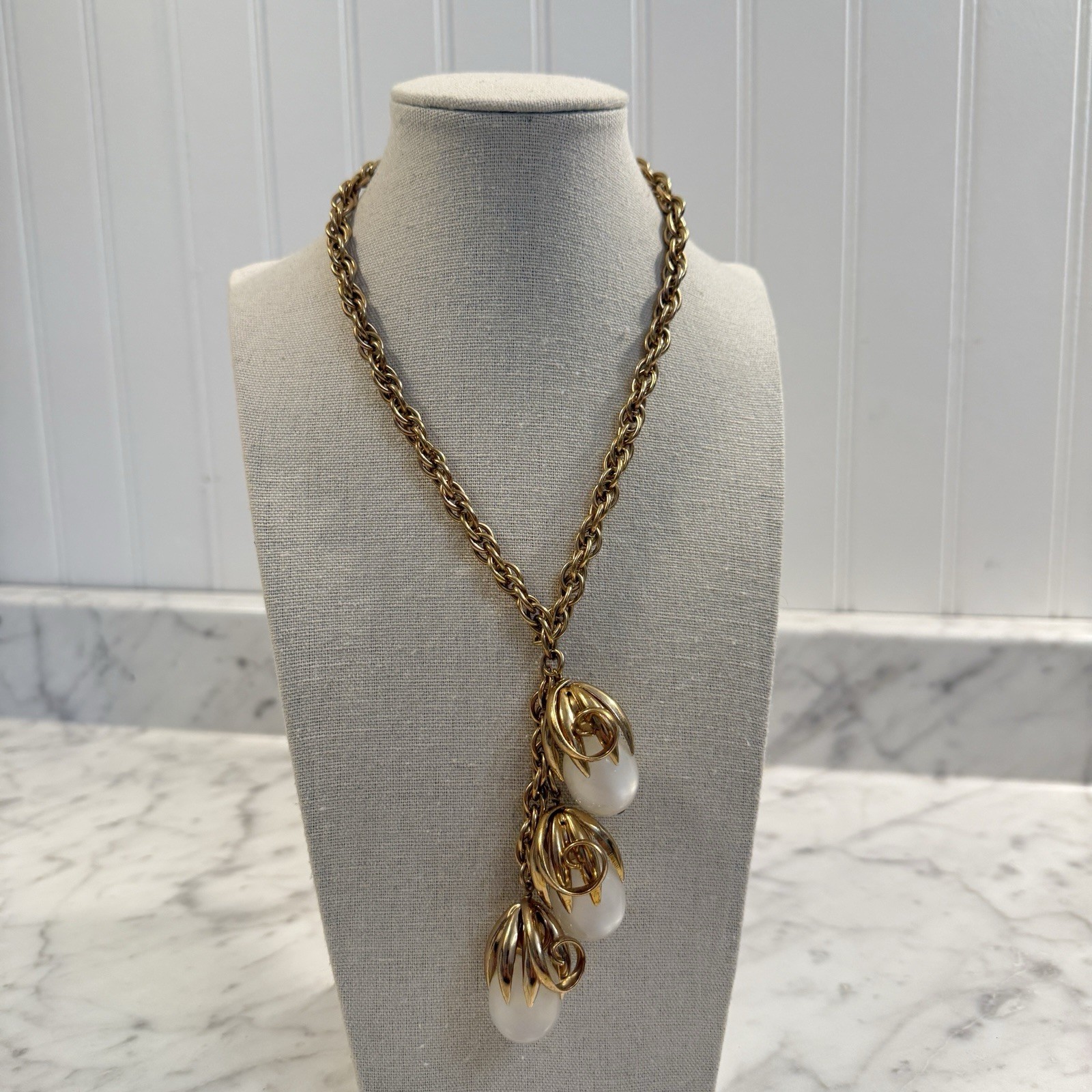Napier White Moonglow Kumquat Triple Drop Pendant Gold Tone Necklace Vintage