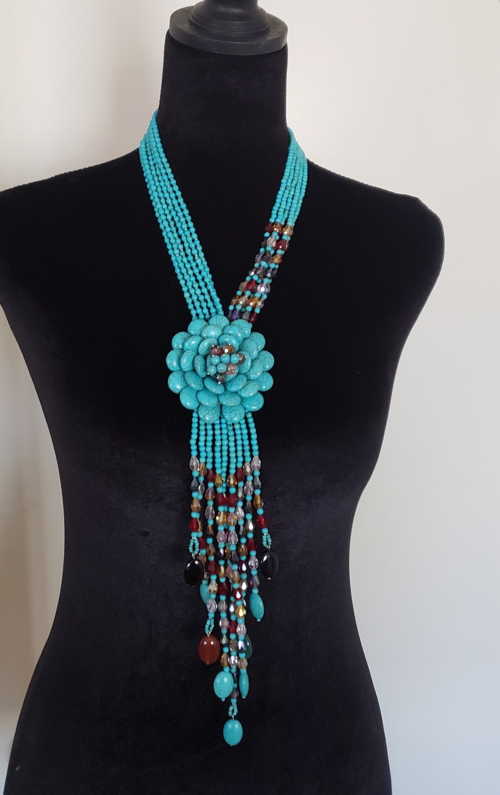 Joan Rivers RETIRED “Starlet Style ” Lariat Necklace In Faux Turquoise