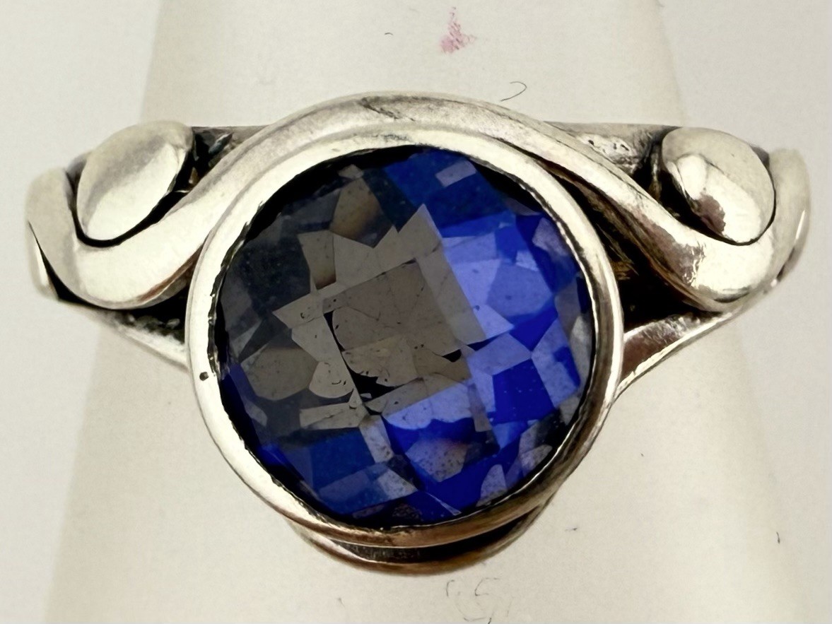 UNKNOWN ARTISAN VINTAGE 925 STERLING SILVER IOLITE SIZE 7 RING K505C