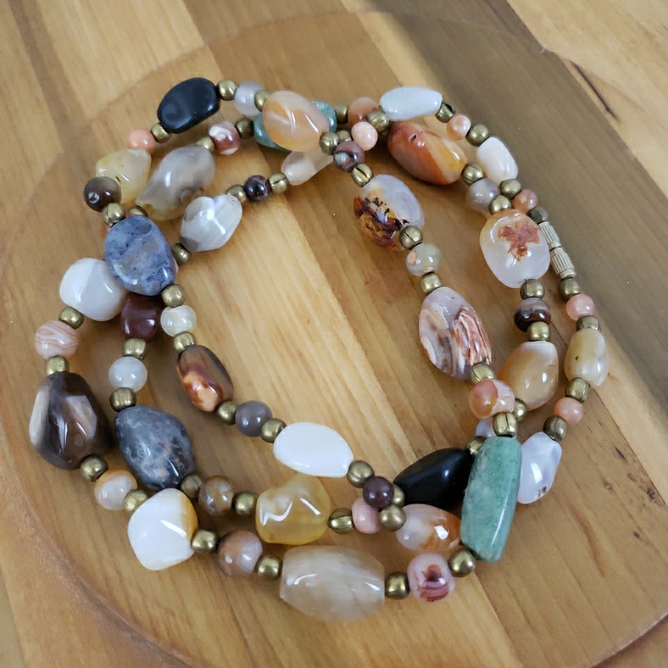 VTG Multi Polished Gemstone Agate Necklace 35″ Brass Barrel Closure Chunky