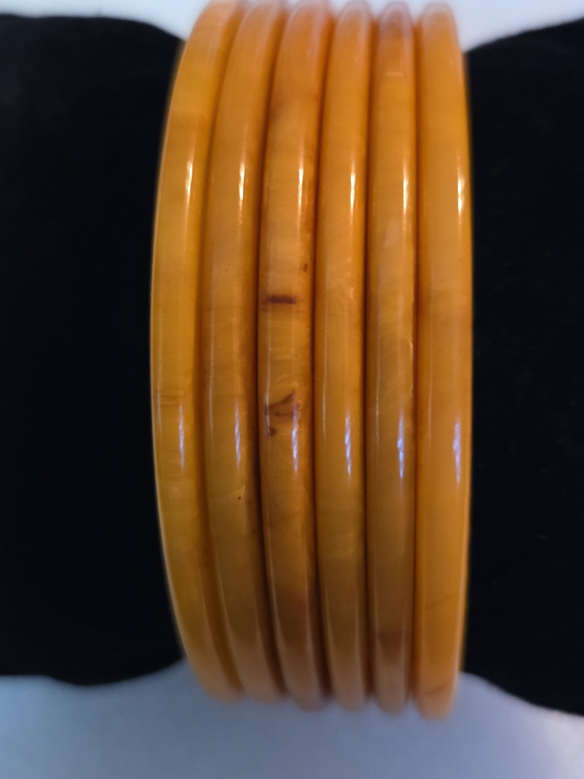 6 Vintage Bakelite Bangle Bracelets. Marbled Butterscotch Swirl Color. Tested