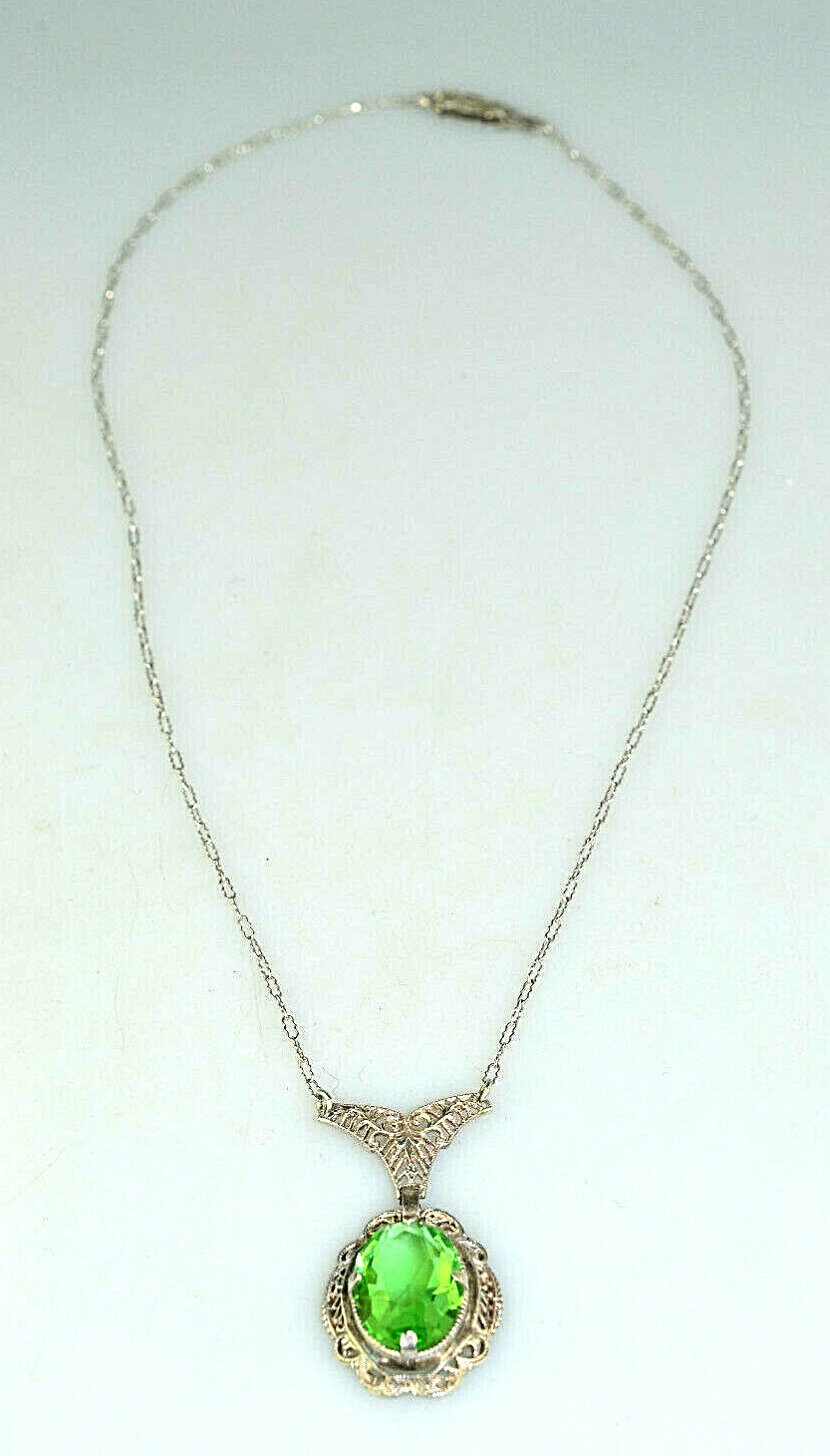 VTG 16″ STERLING SILVER FILIGREE NECKLACE LIGHT GREEN GLASS PENDANT FANCY CHAIN