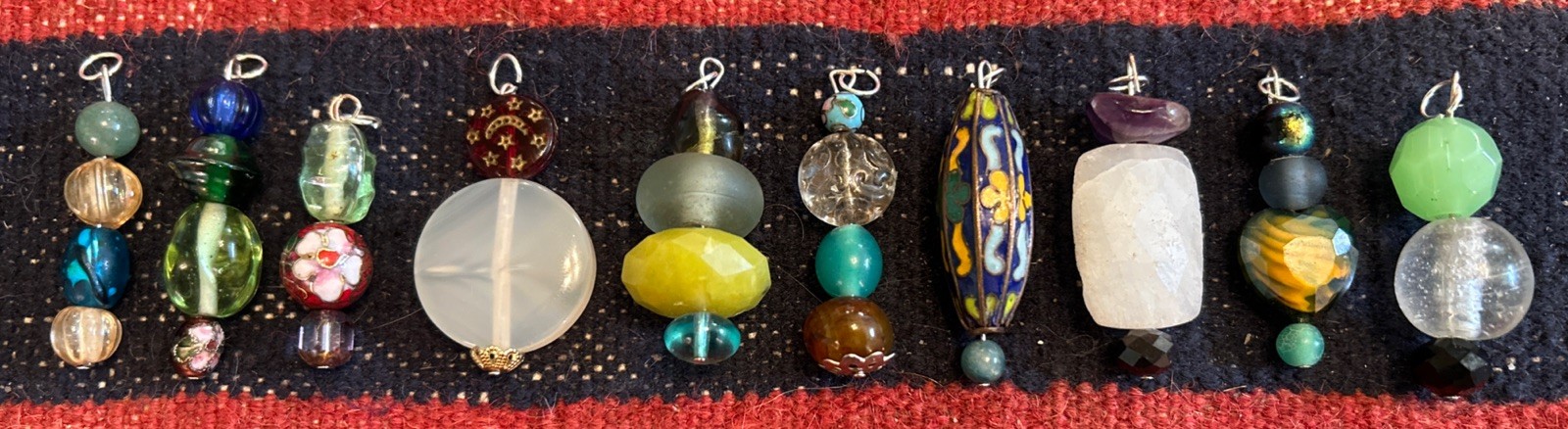 LOT OF 10 VINTAGE TO NOW PENDANTS VARIOUS SIZES HAND BLOWN GLASS PENDANTS CHARMS