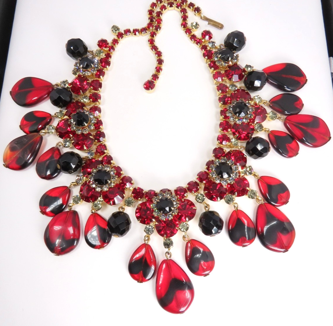 Rare Book Piece ’63 Vintage Juliana D&E Red with Black Drops Dangle Bib Necklace