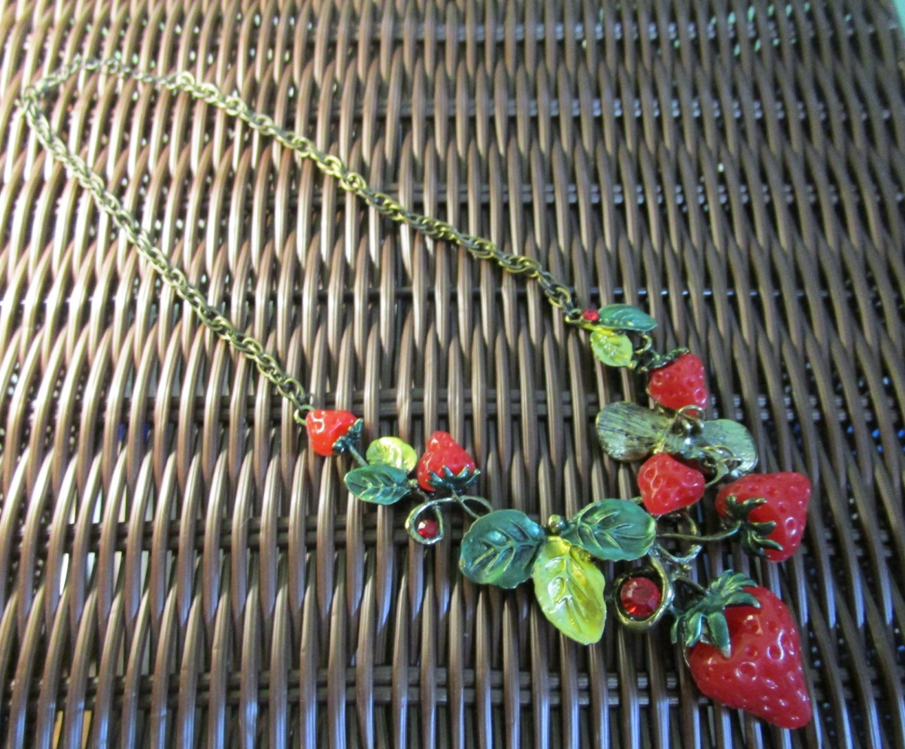 Vintage Lucite Strawberry Bib Necklace VGUC SEE