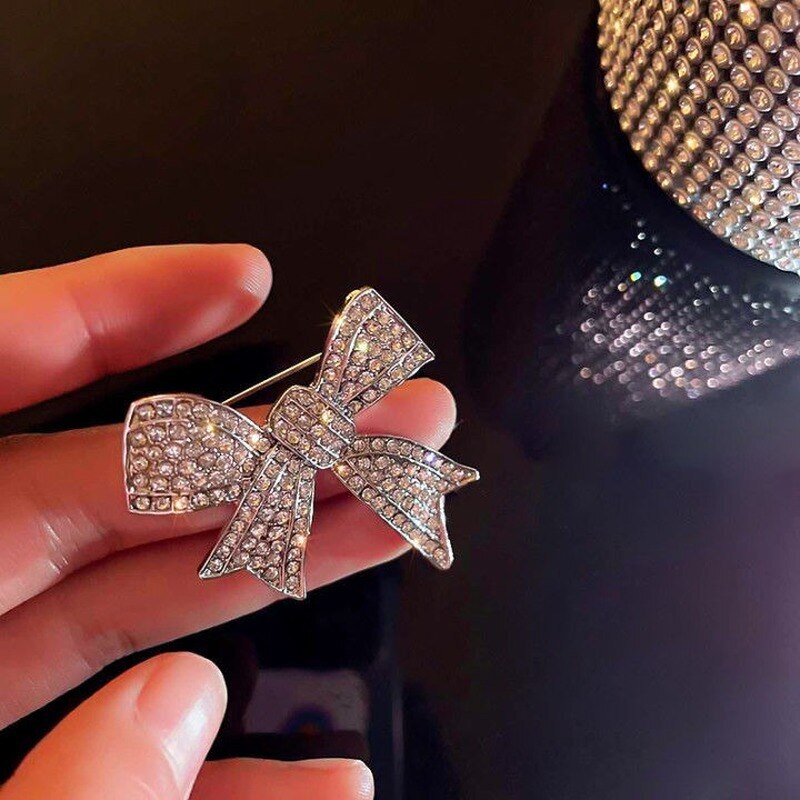 Fashion Vintage Brooch Bow Pin Temperament Versatile Clothing For Women Jewelry