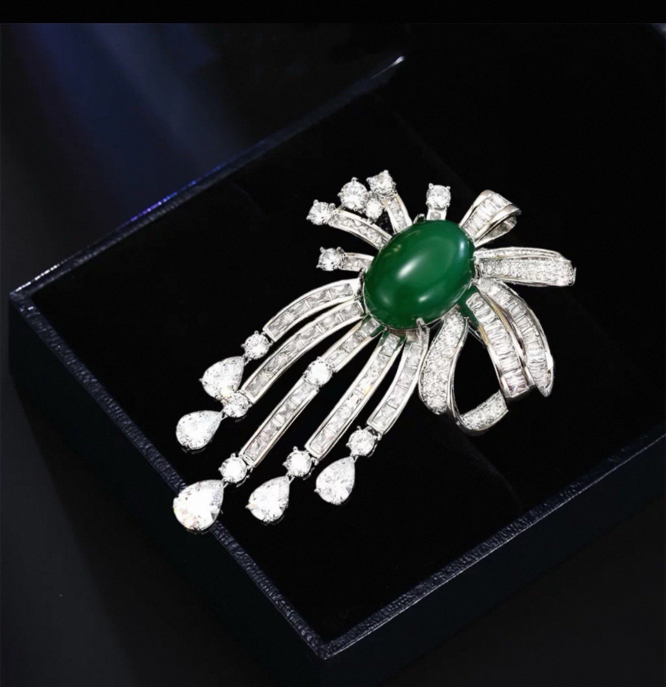 Vintage high-end brooch breastpin for women best gift for her