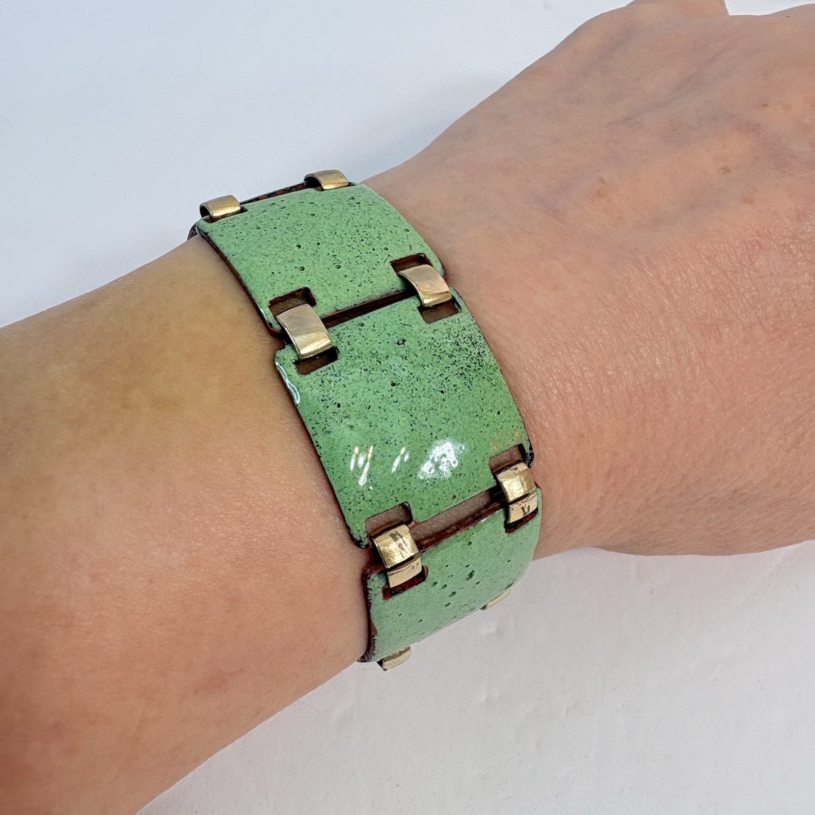 Vintage Enamel on Copper Bracelet Green Panel MCM Mid Century Modern 50s 6 3/4″