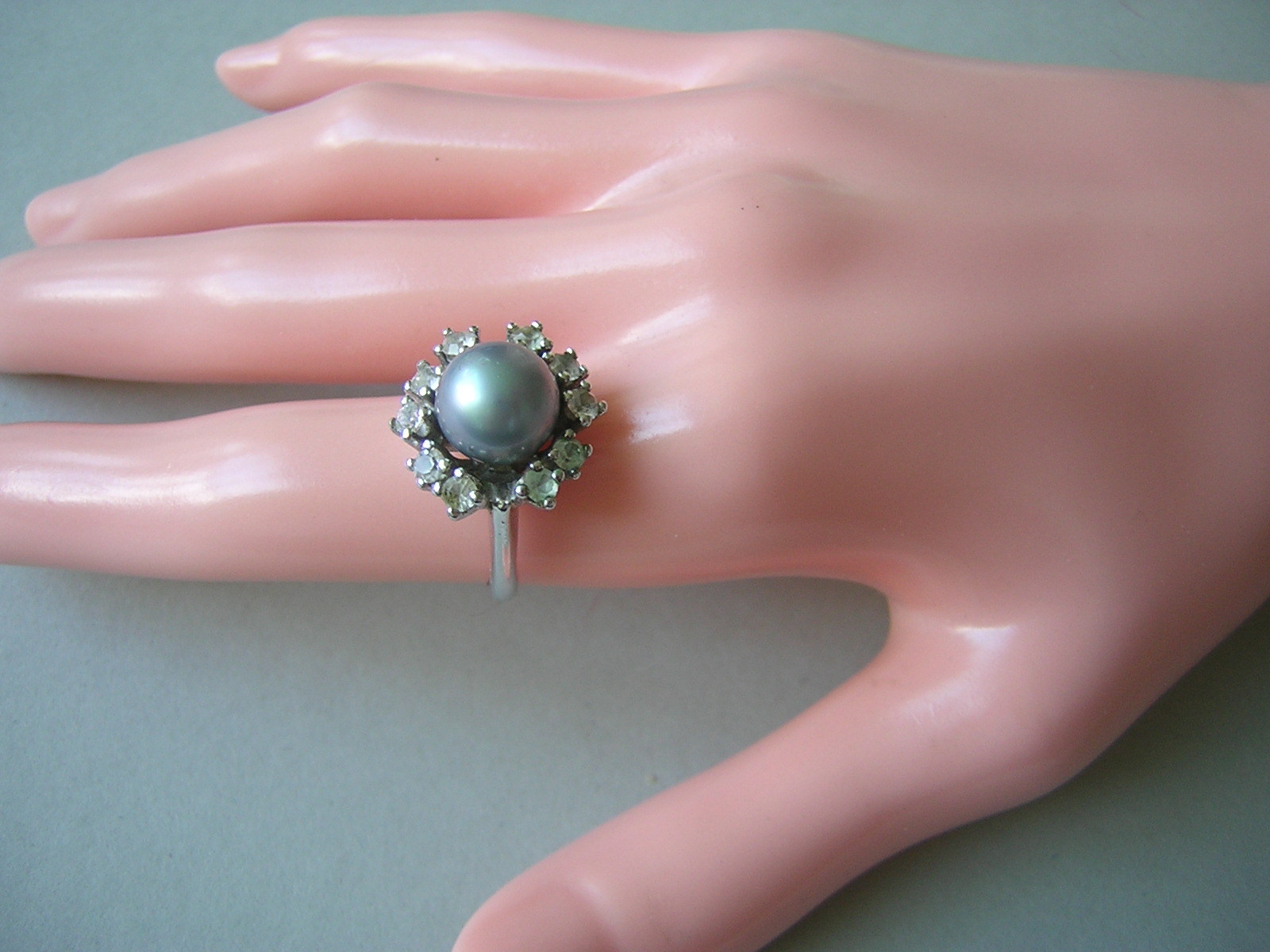 925 Silver Ring With A Blue Gray Pearl And Clear Stones 6.1 G/RG 50