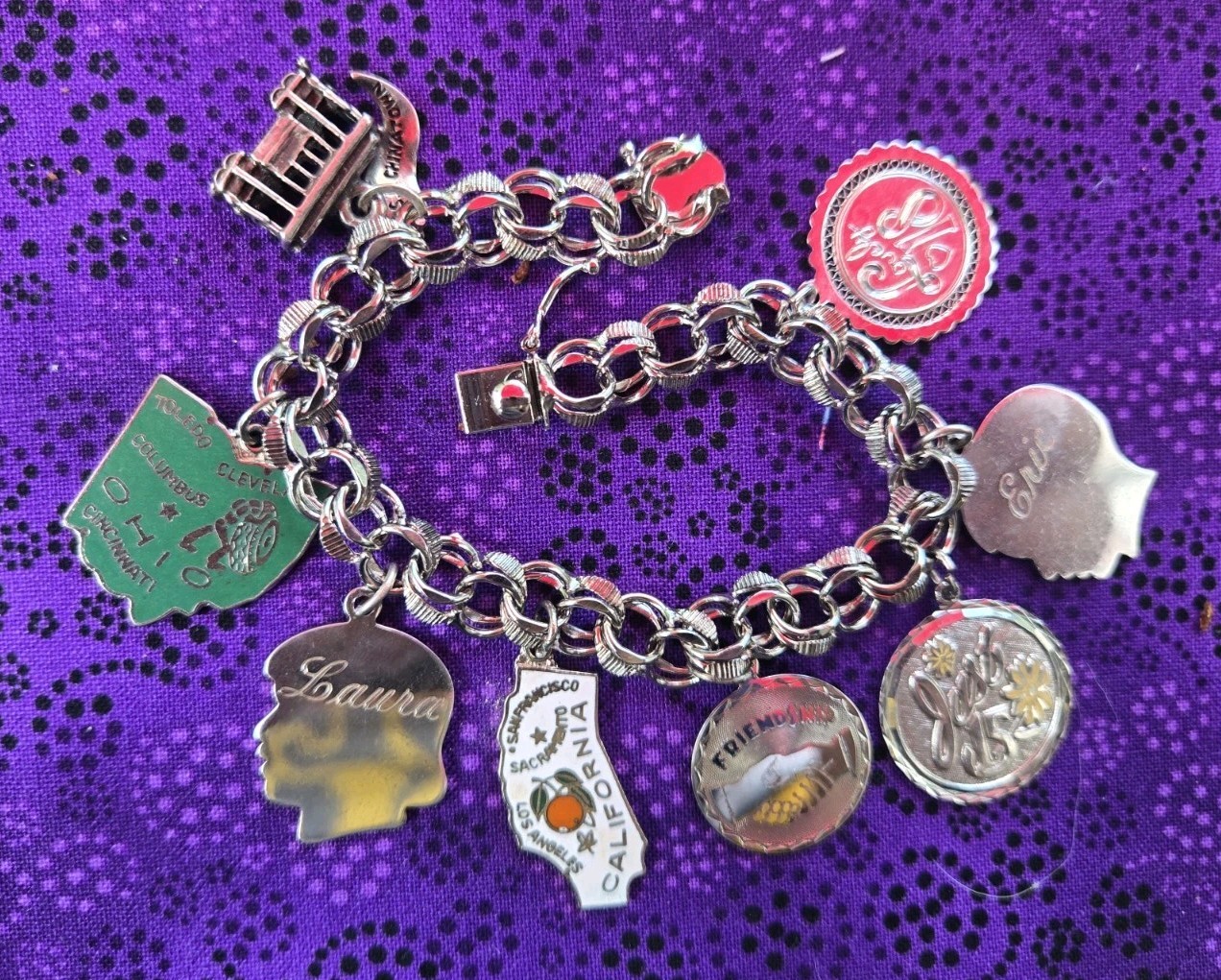 VINTAGE 1960’S STERLING SILVER 8 CHARM BRACELET 7.5 IN TRAVEL CA FL OH