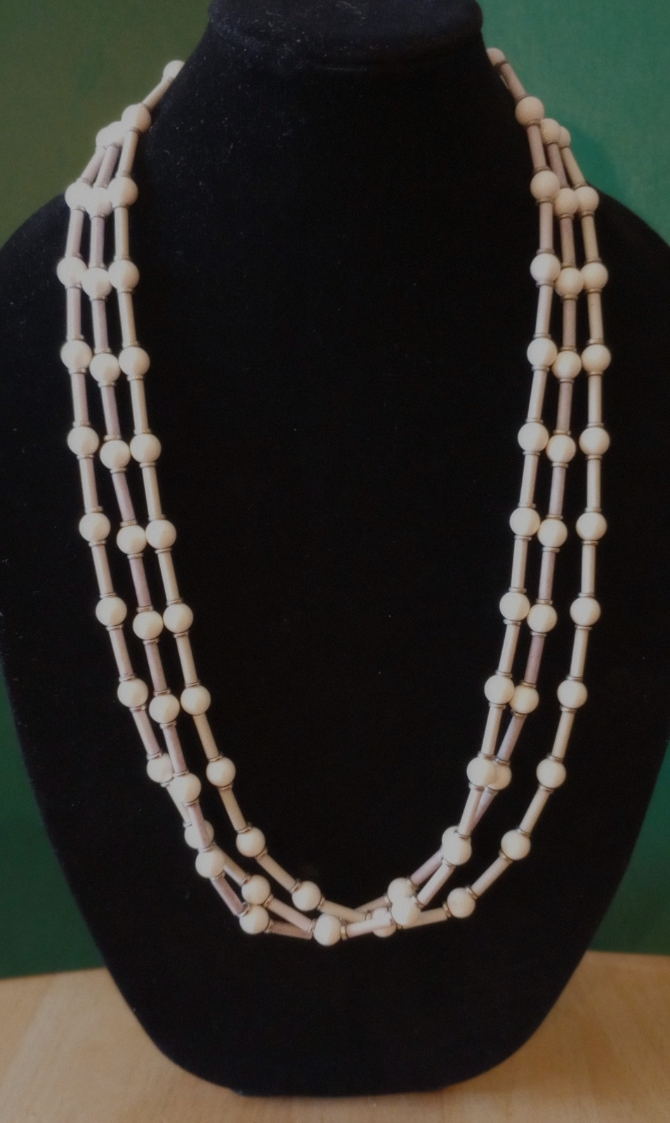 Vintage Jewelry Triple Strand White Round & Greyish Elongated Tube Bead Necklace