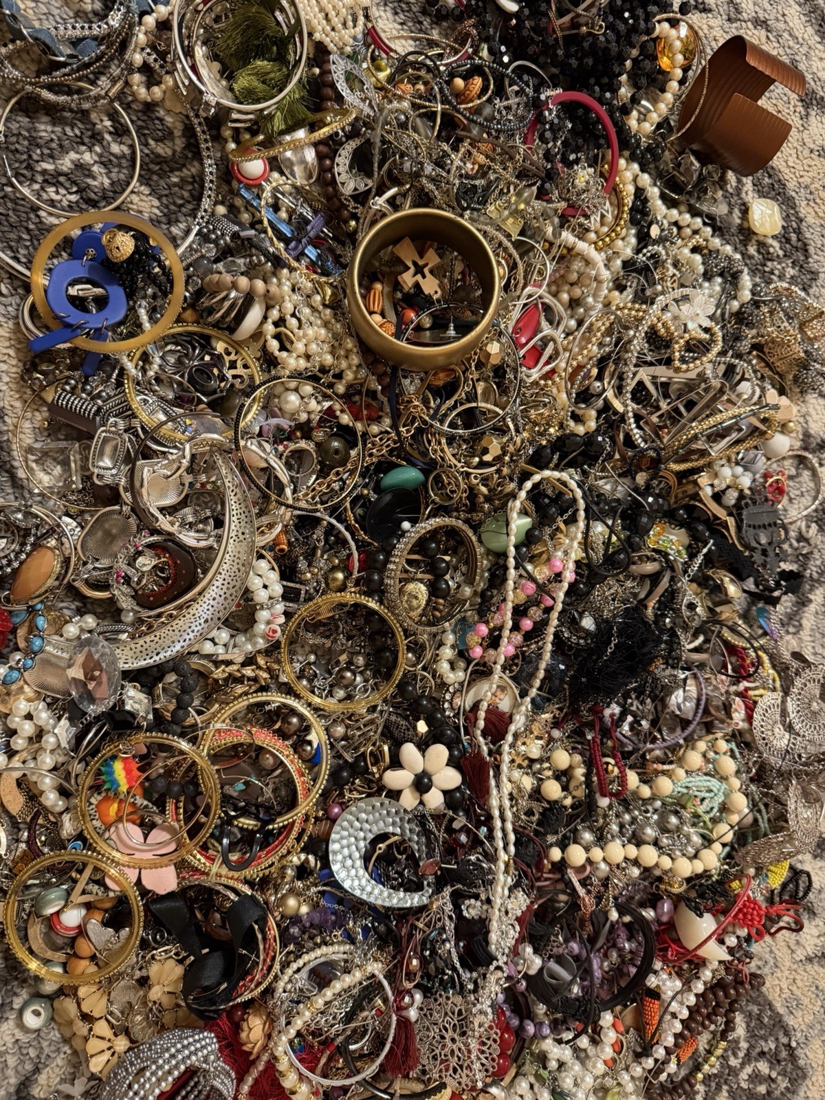 Estate Wholesale Junk Drawer Jewelry Lot 8 Plus Lbs Wearable Or Craft Untested
