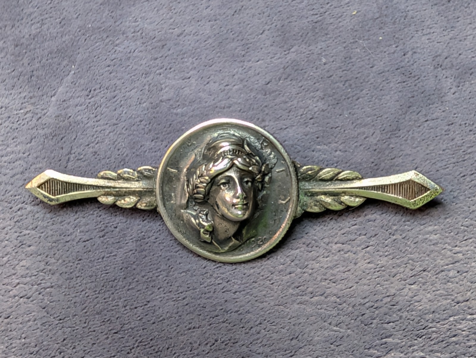 Antique 1920 3D Lady Liberty Repousse US Barber Dime Coin Silver Brooch Pin