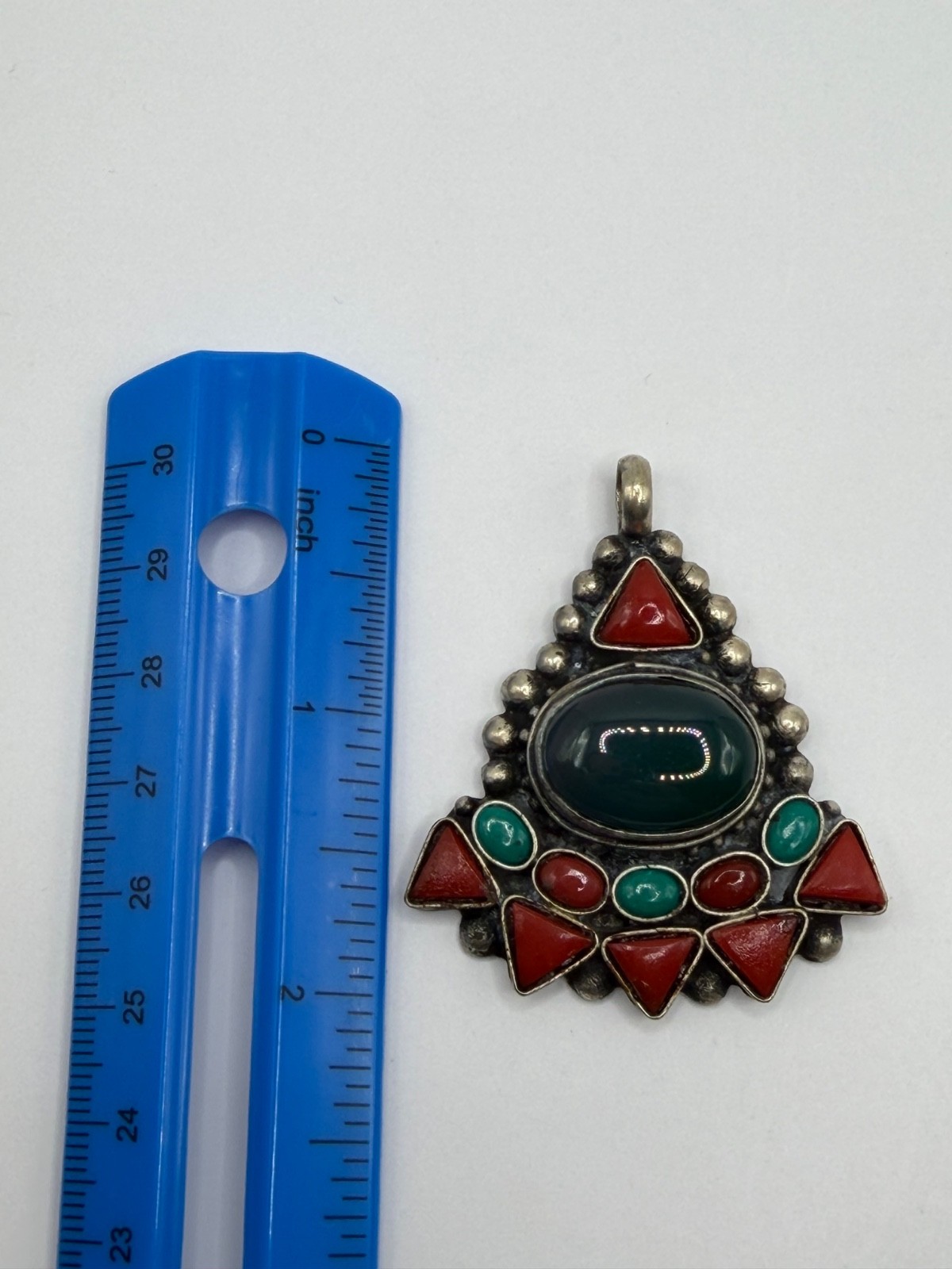 VINTAGE TIBETAN SILVER TONE PENDANT WITH TURQUOISE AND CORAL STONE GREEN