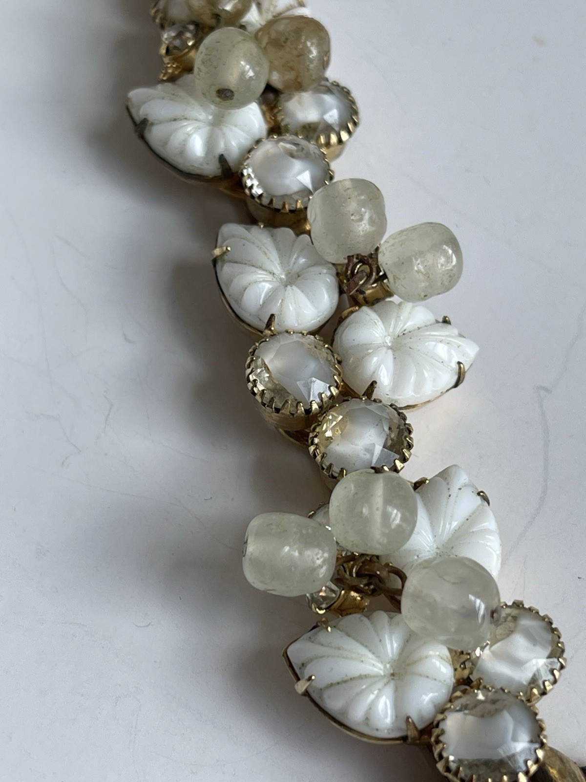 Vintage Juliana D&E Milk Glass Floral Bracelet