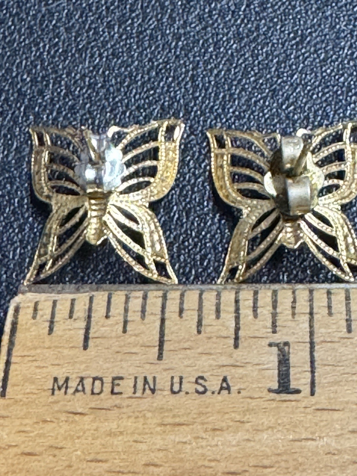 Filigree Gold-toned Butterfly Pierced Earrings 1970’s .5″