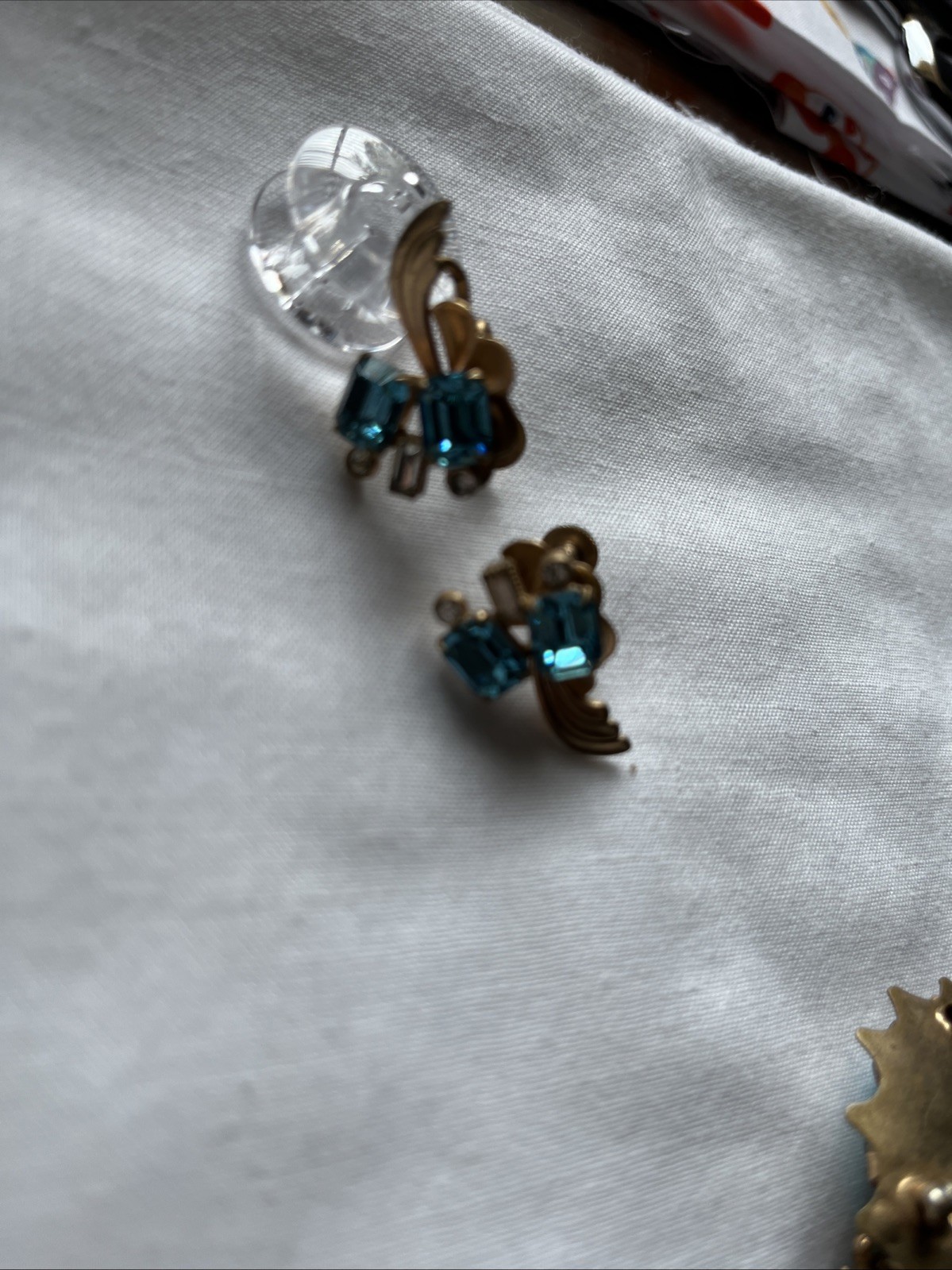 vintage rhinestone brooch earring set