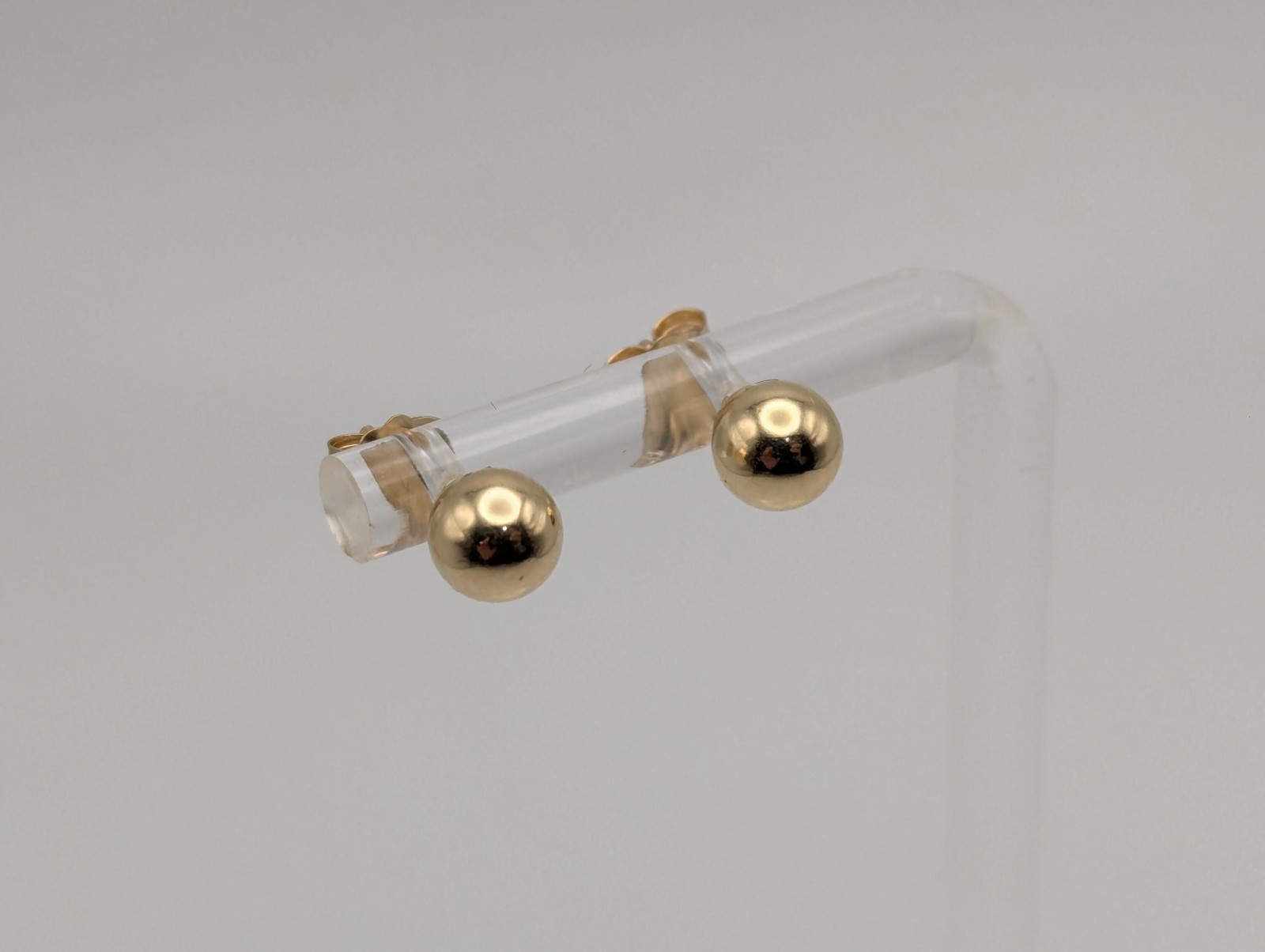14k Yellow Gold Stud Earrings. Gold studs 5.8 mm Womens Jewelry
