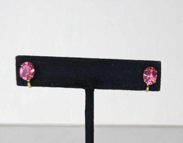 Vintage pink rhinestone stud clip on earrings gold tone