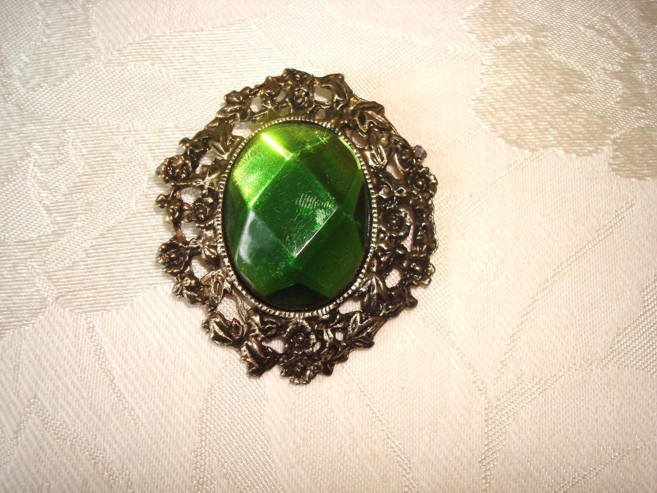 Victorian Inspired Brass Tone Flowers Brooch With Faceted Green Acrylic Jewel KJ
