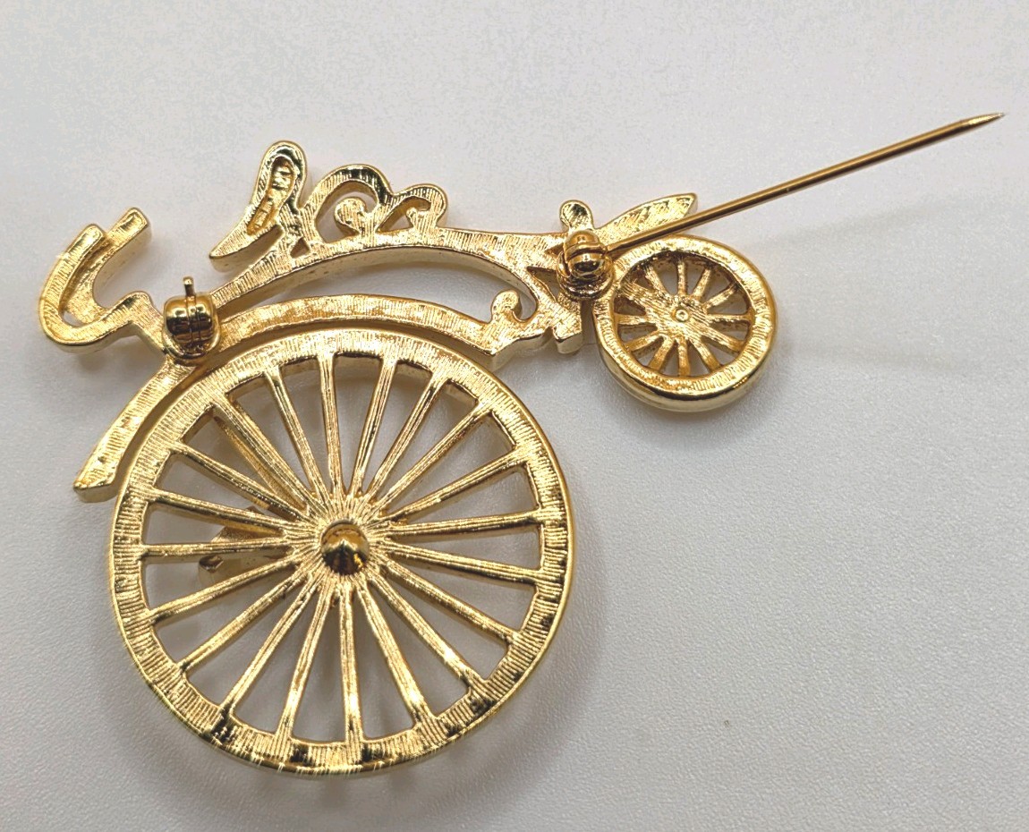 Vintage Avon Gold Tone Pin/Brooch Lot Bicycle, Bear, 81, Seller, Infinity