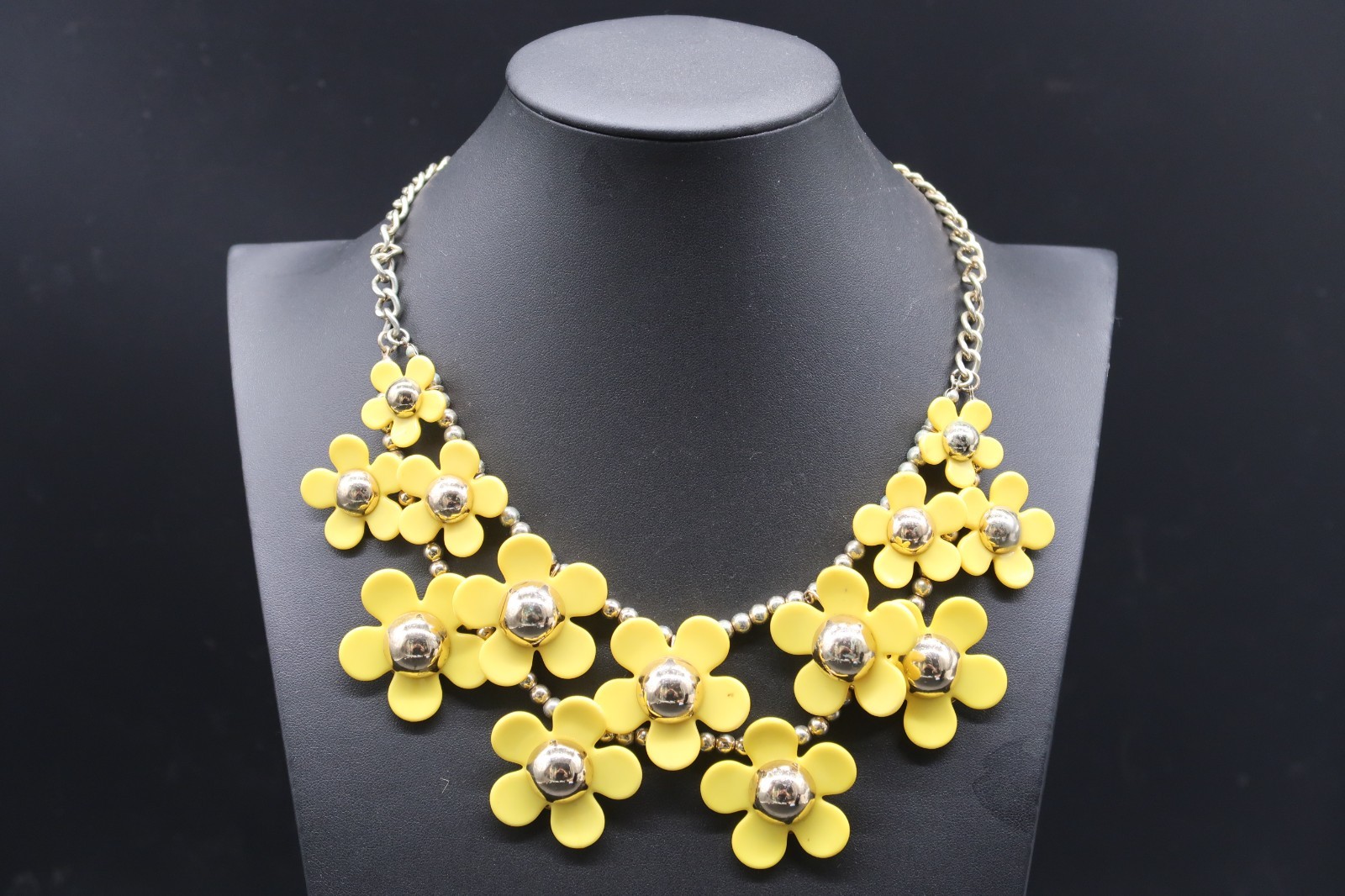 Vintage Charming Charlie Gold Tone & Yellow Flower Bib Necklace