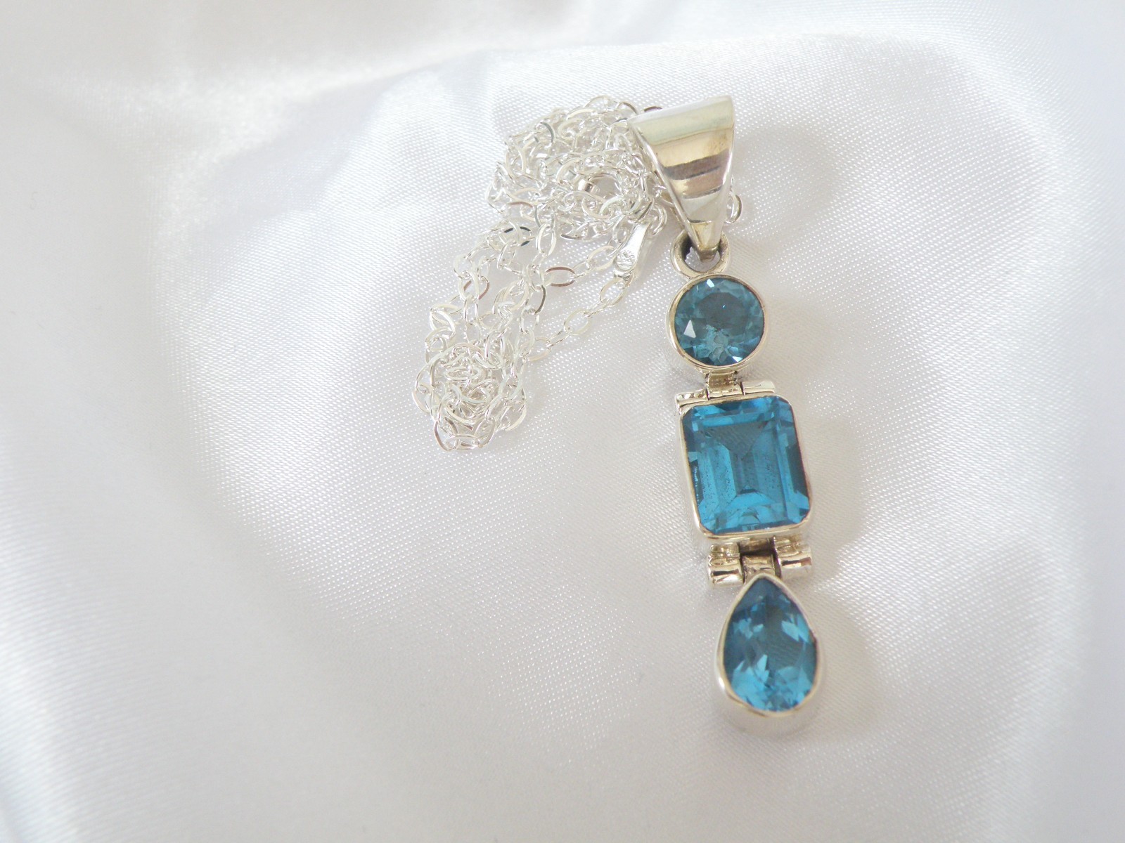 Arya Sterling Silver 925 Large Hinged Heated Blue Topaz Pendant Necklace