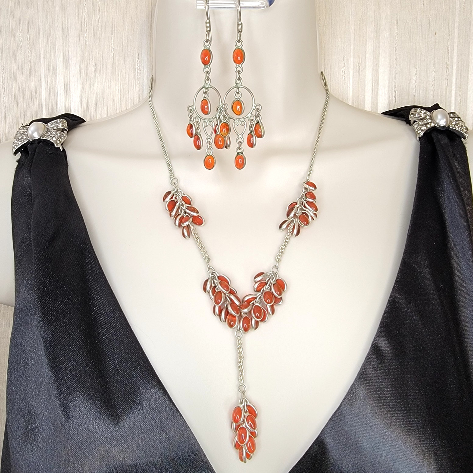 Vintage Alpaca Silver Tone Carnelian Red Glass Oval Cluster Necklace Earring Set