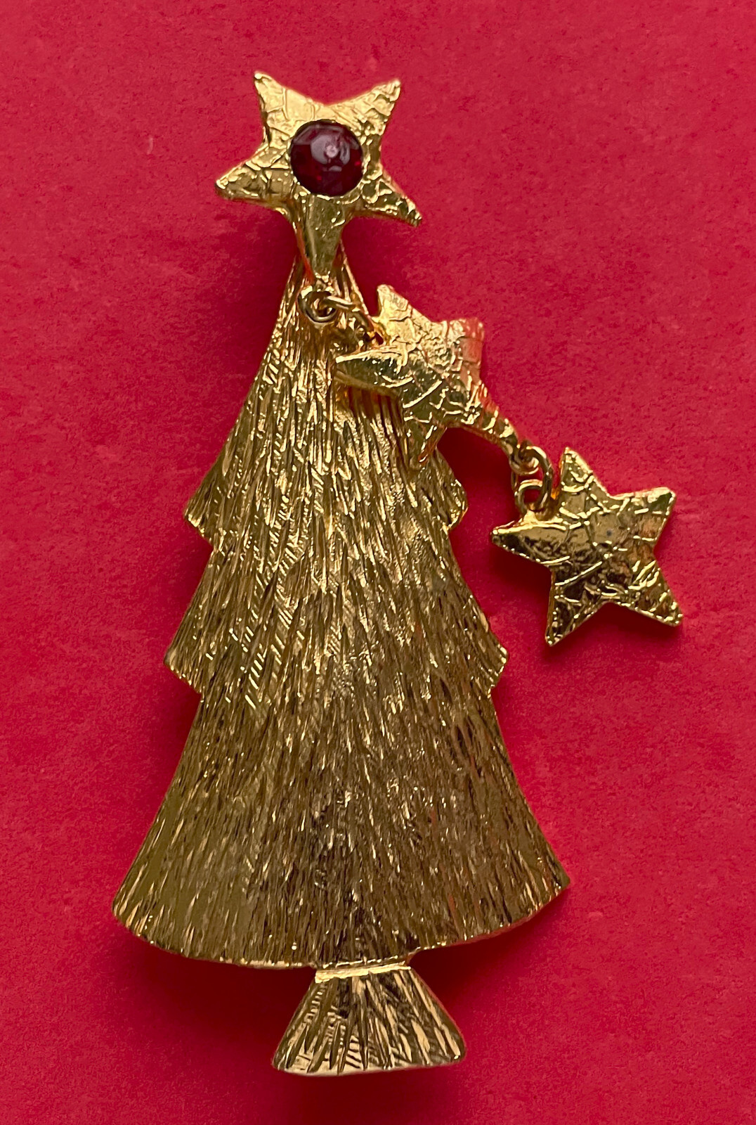 VTG ULTRA CRAFT ULTRACRAFT CHRISTMAS TREE PIN BROOCH GOLD STAR BOOK PIECE MCM 21