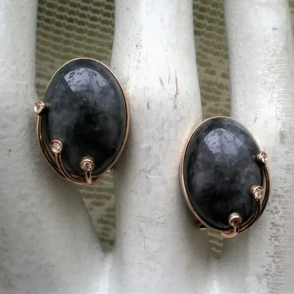 Vintage Solid 14K Yellow Gold Dark Grey Jade Jadeite Diamond Omega Back Earrings