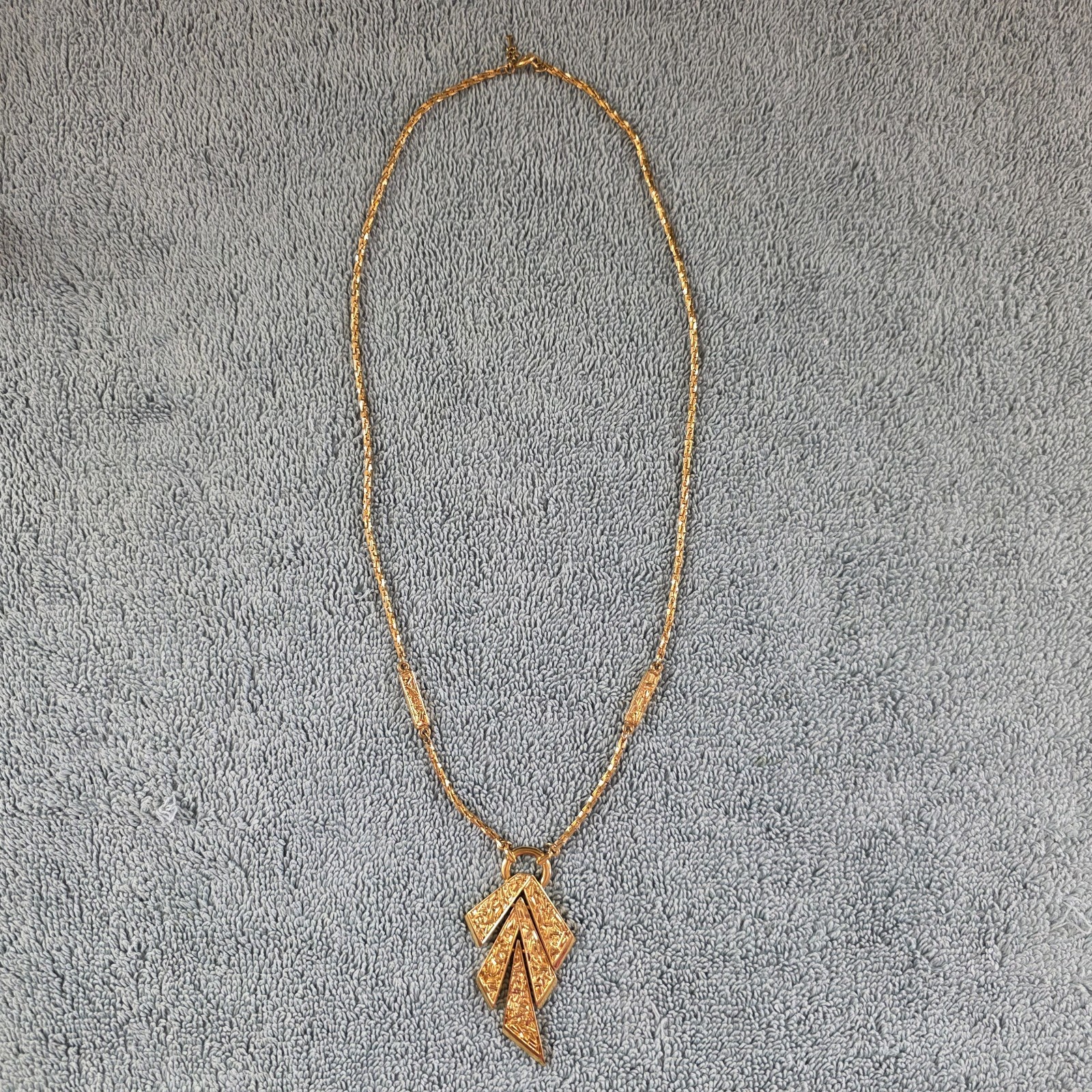 Vintage Crown Trifari Necklace Modernist Pendant Gold Tone, 23 Inches, Signed