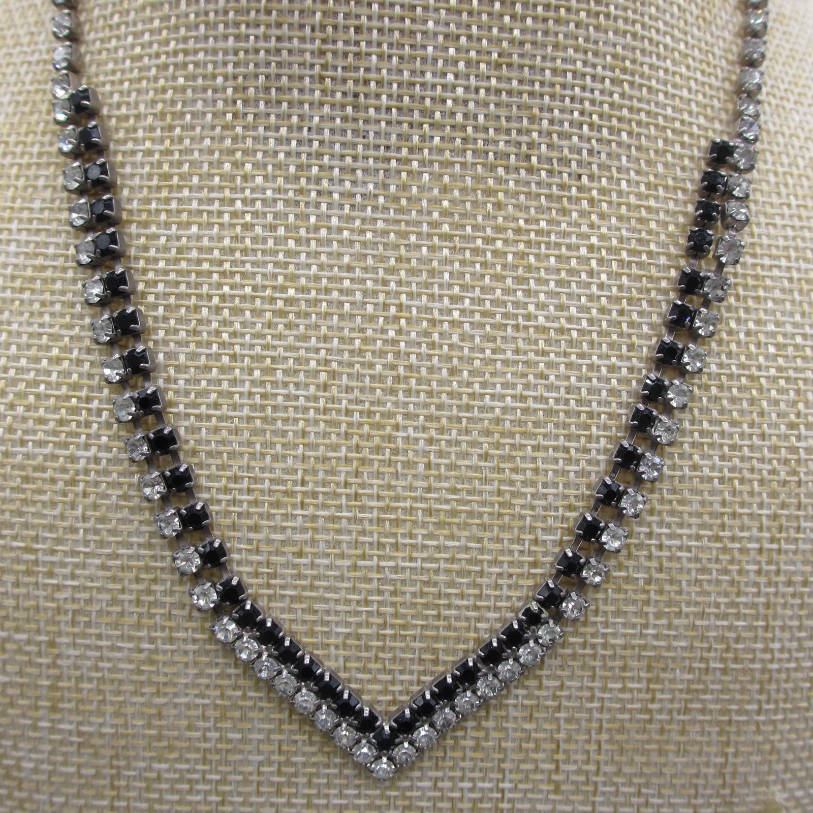 Vintage Rhinestone Necklace Black Clear 16 Inch
