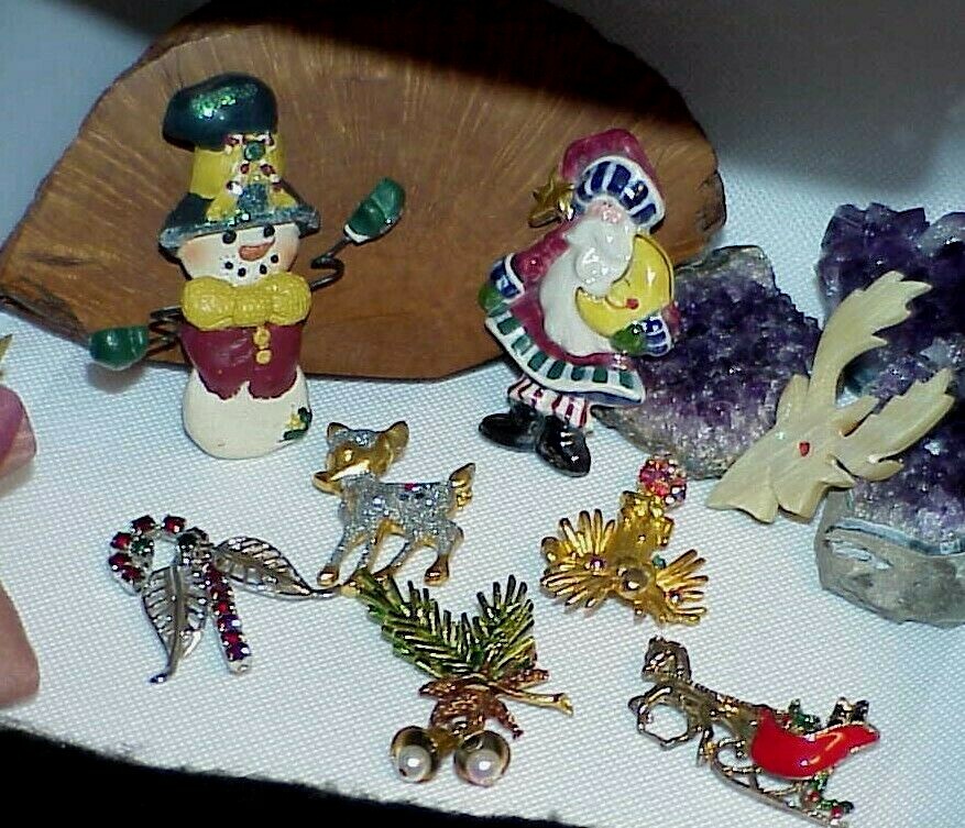 Vintage Christmas Brooch Pins Lot 8 Wood Bone Santa Snowman Deer Bambi Bell Cane