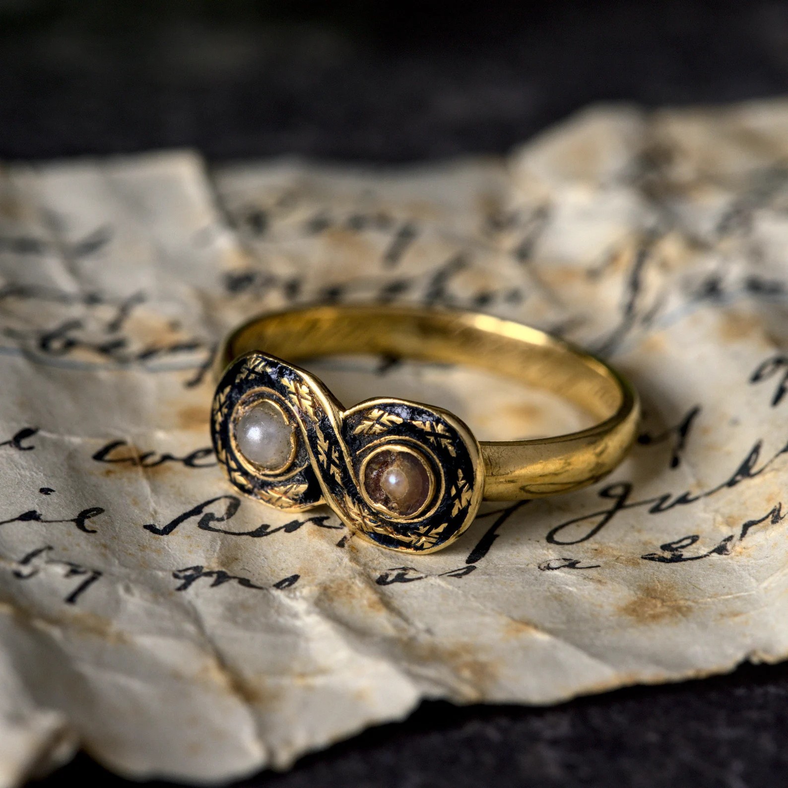 UNIQUE ANTIQUE ENGLISH 22K GOLD BAND RING w/HIGH POLITICAL PROVENANCE 1767