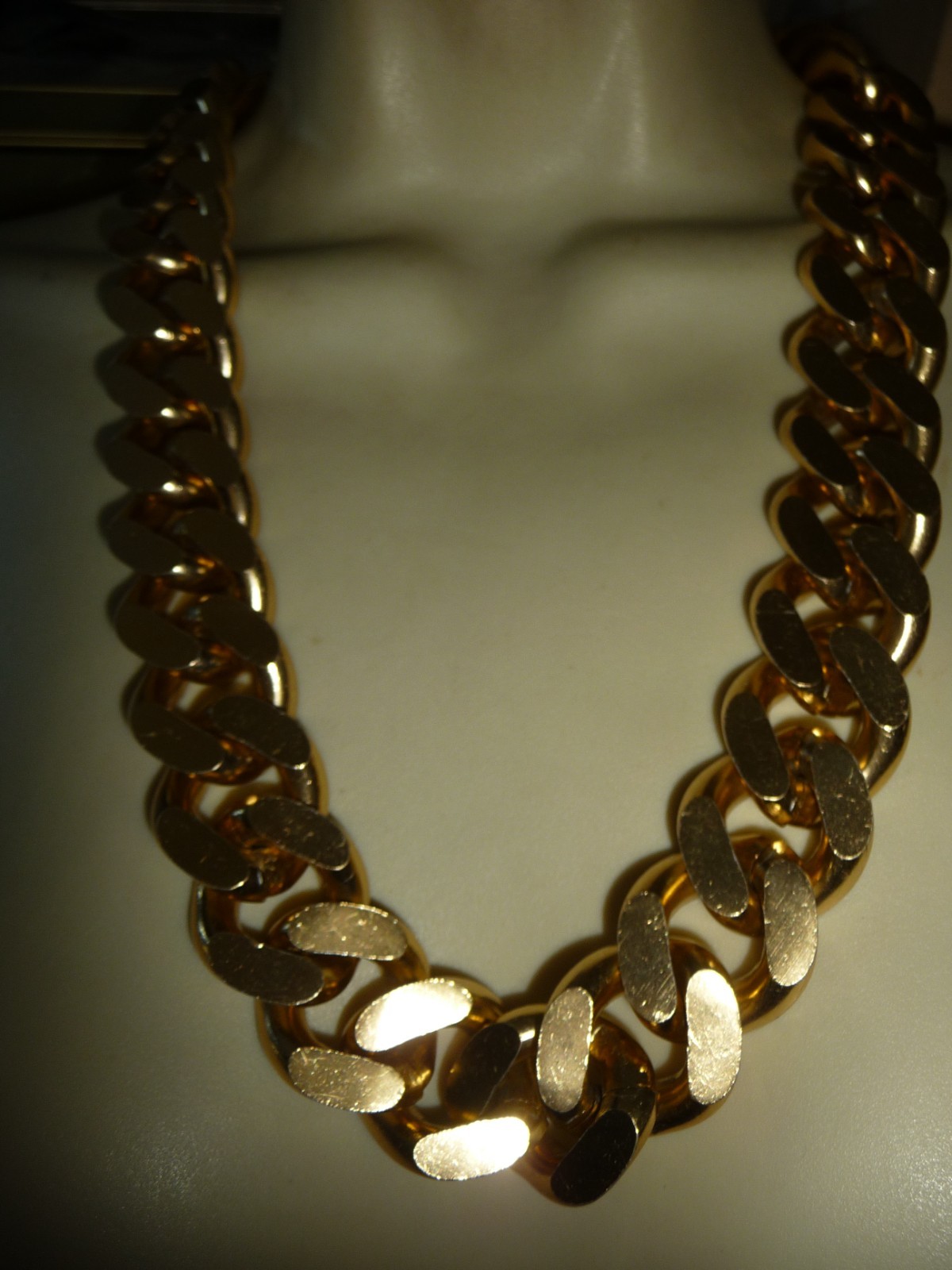 heavy 10” LONG X 1” WIDE GOLD TONE LINK CHAIN NECKLACE #11/11