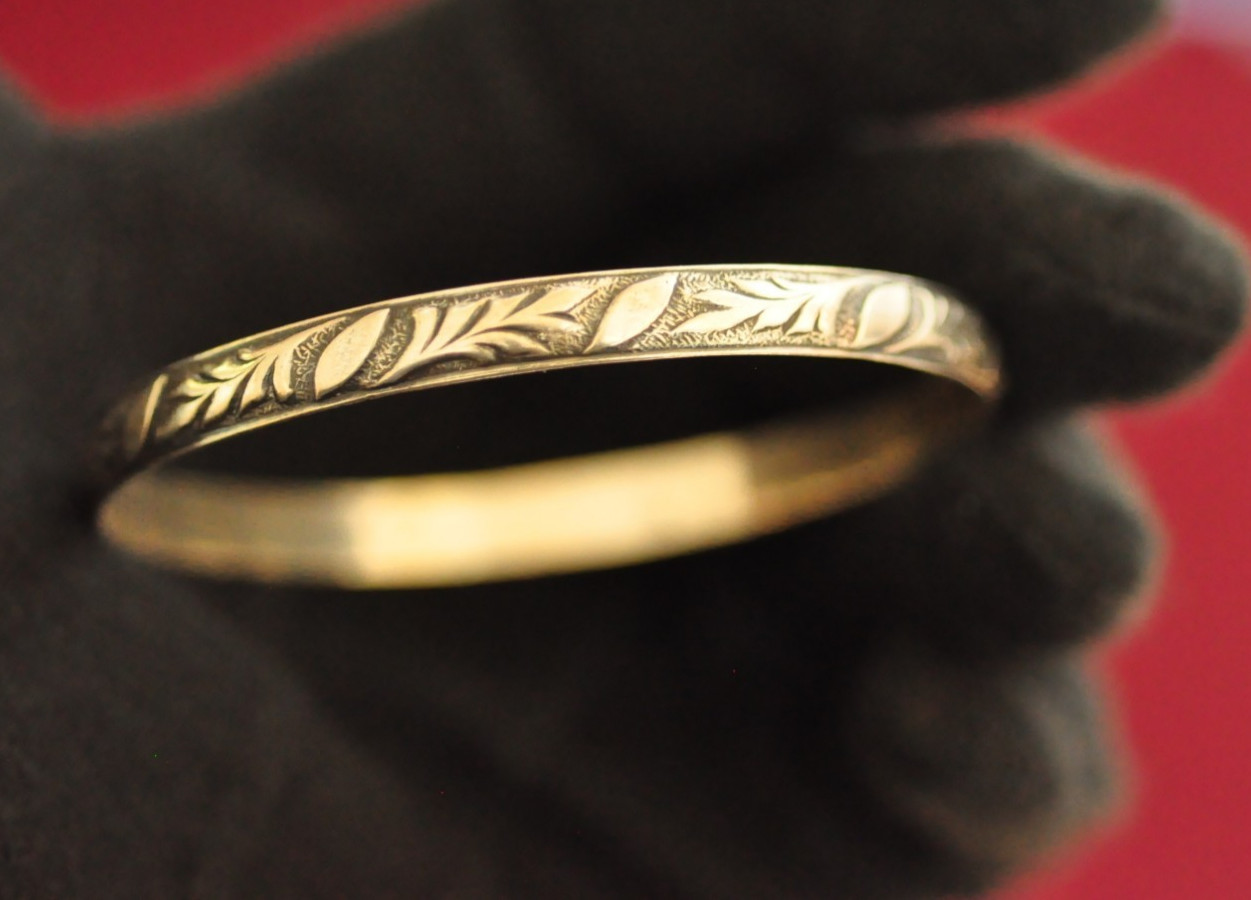 Danecraft Sterling Silver Bangle – Engraved Leaf Design – 2.5″ – 14g Vintage USA