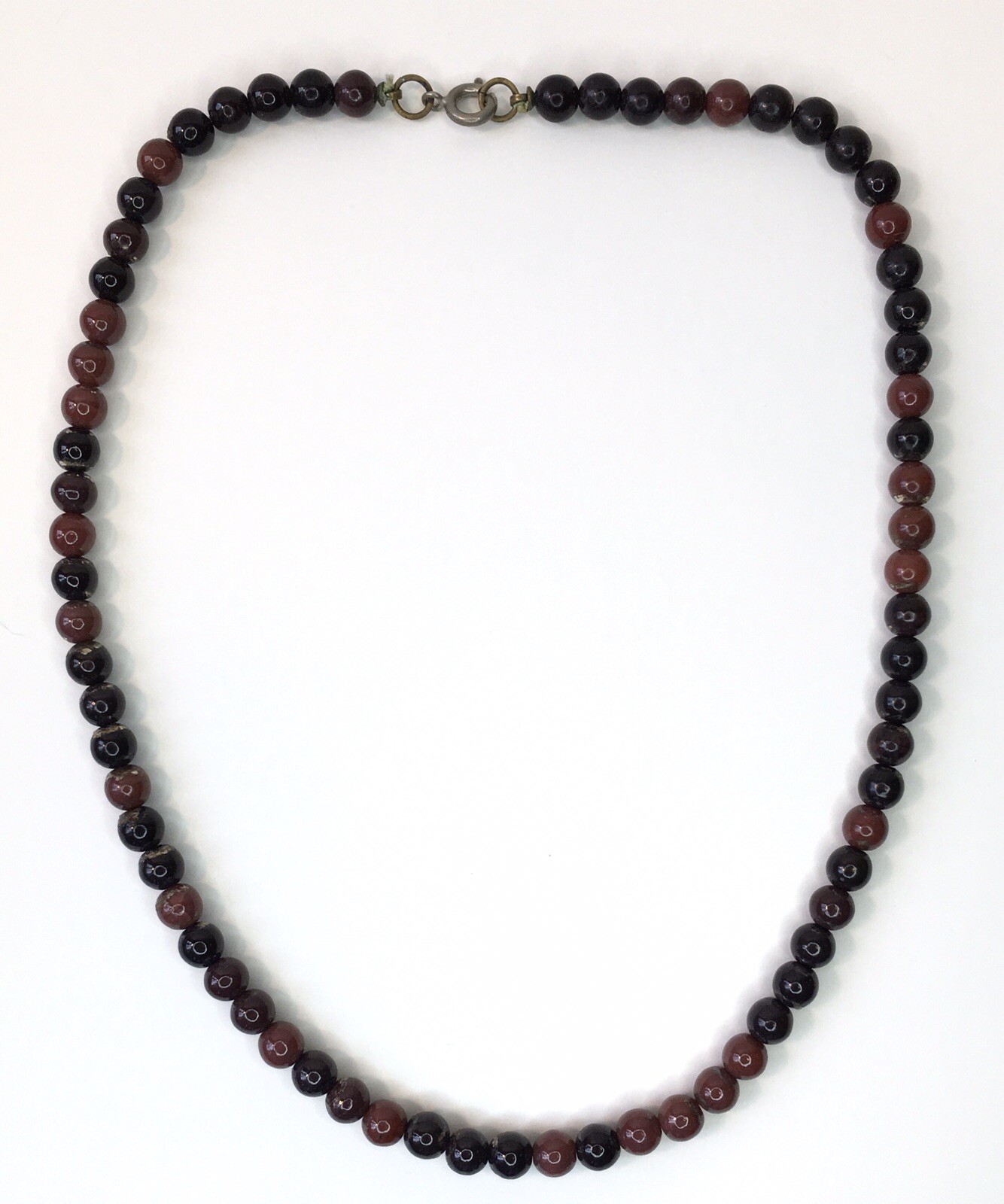 Vintage Shiny Beaded Necklace Shades of Brown Dainty 16″