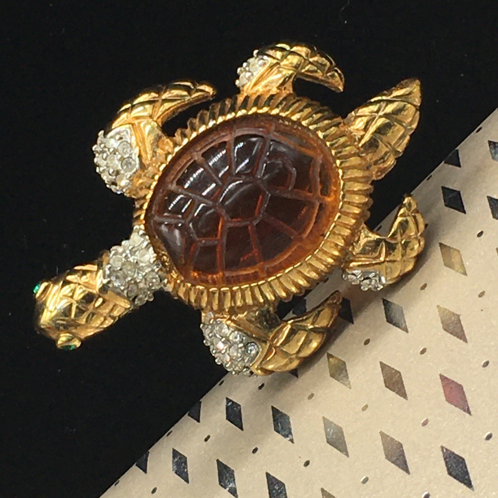 Multicolored Sea Turtle Brooch Jeweled Rhinestone Gold Tone Amber Lucite Belly