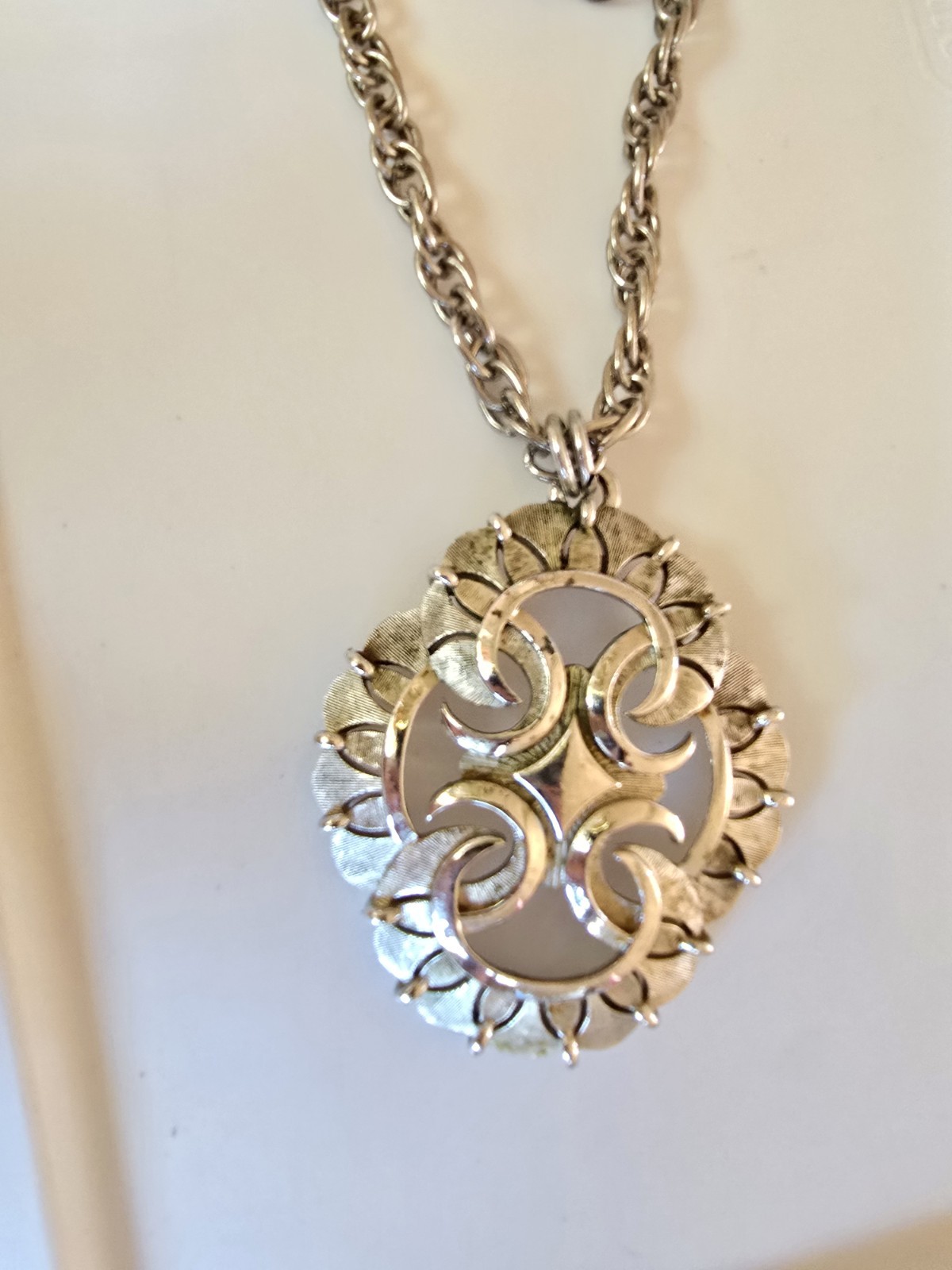 Crown Trifari Signed Designer Vintage Textured Style Pendant Necklace