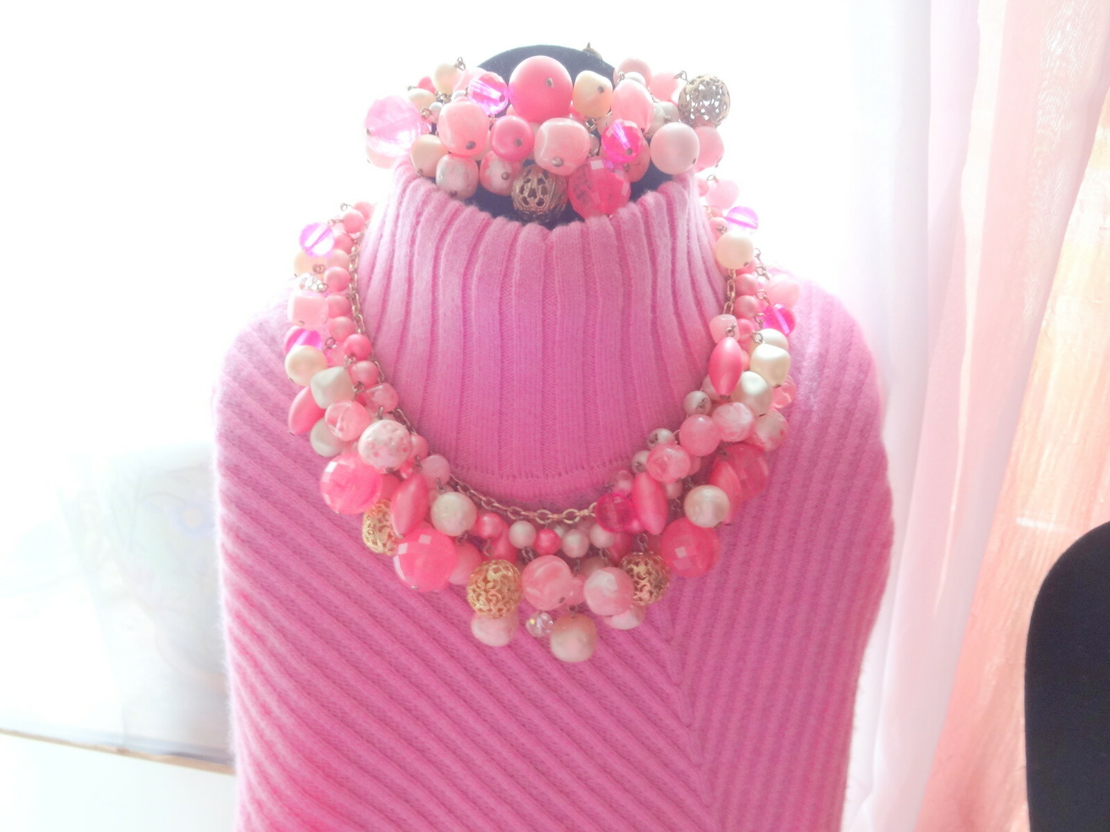 Vtg Retro Charms Beads Pink Pearls Bracelet Necklace Unusual Set