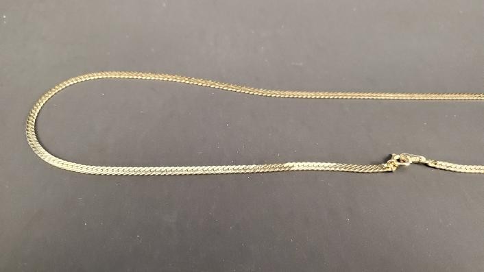 Vintage Signed Korea Flat Herringbone Gold Tone 20” Necklace