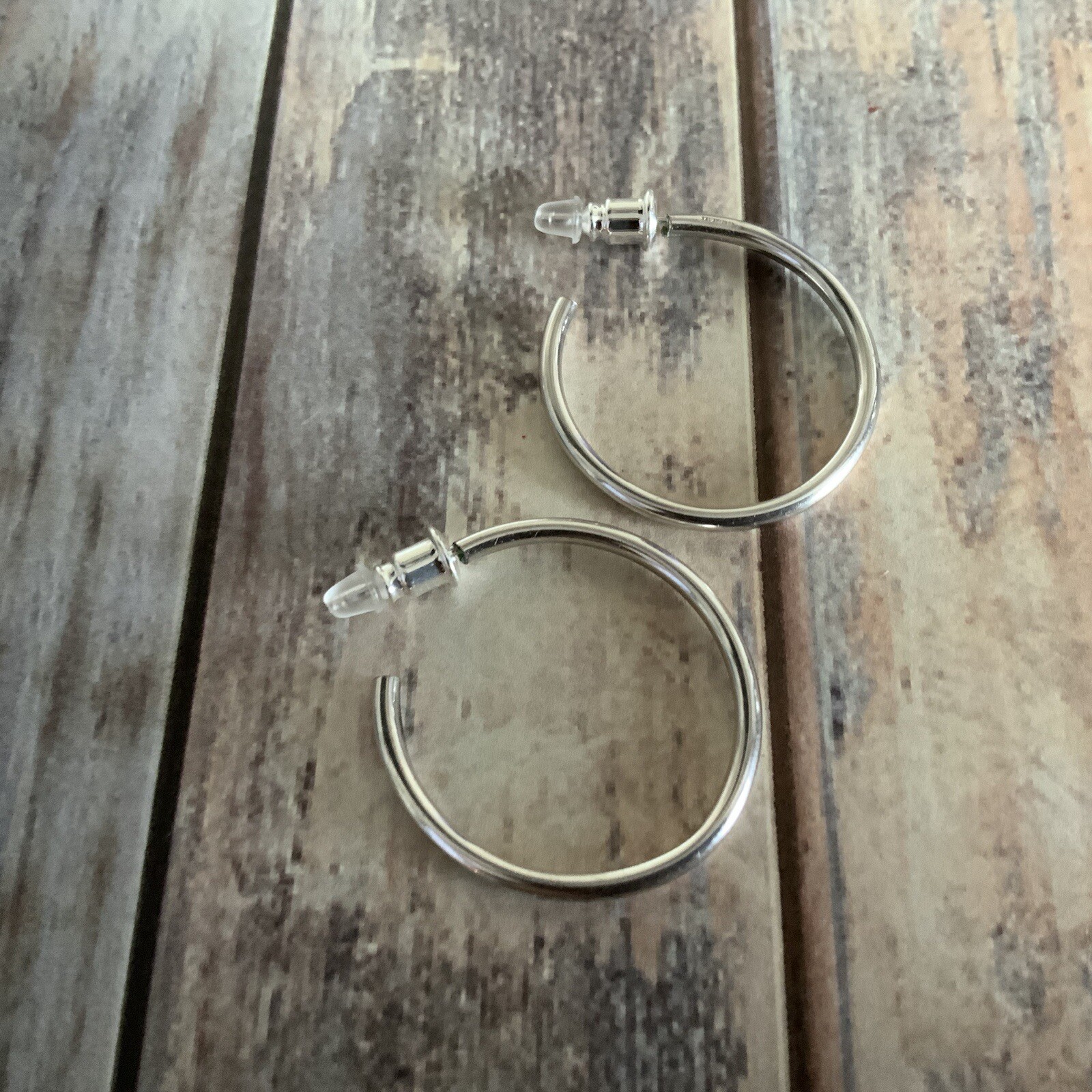 Vintage Delicate 1/20th 12k gold filled light weight pierced hoop earrings