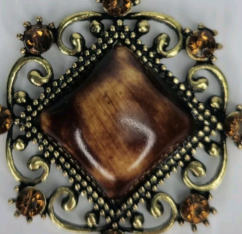 Vintage Filigree Pendant Brass Amber Brown Cabochon Victorian Style Jewelry