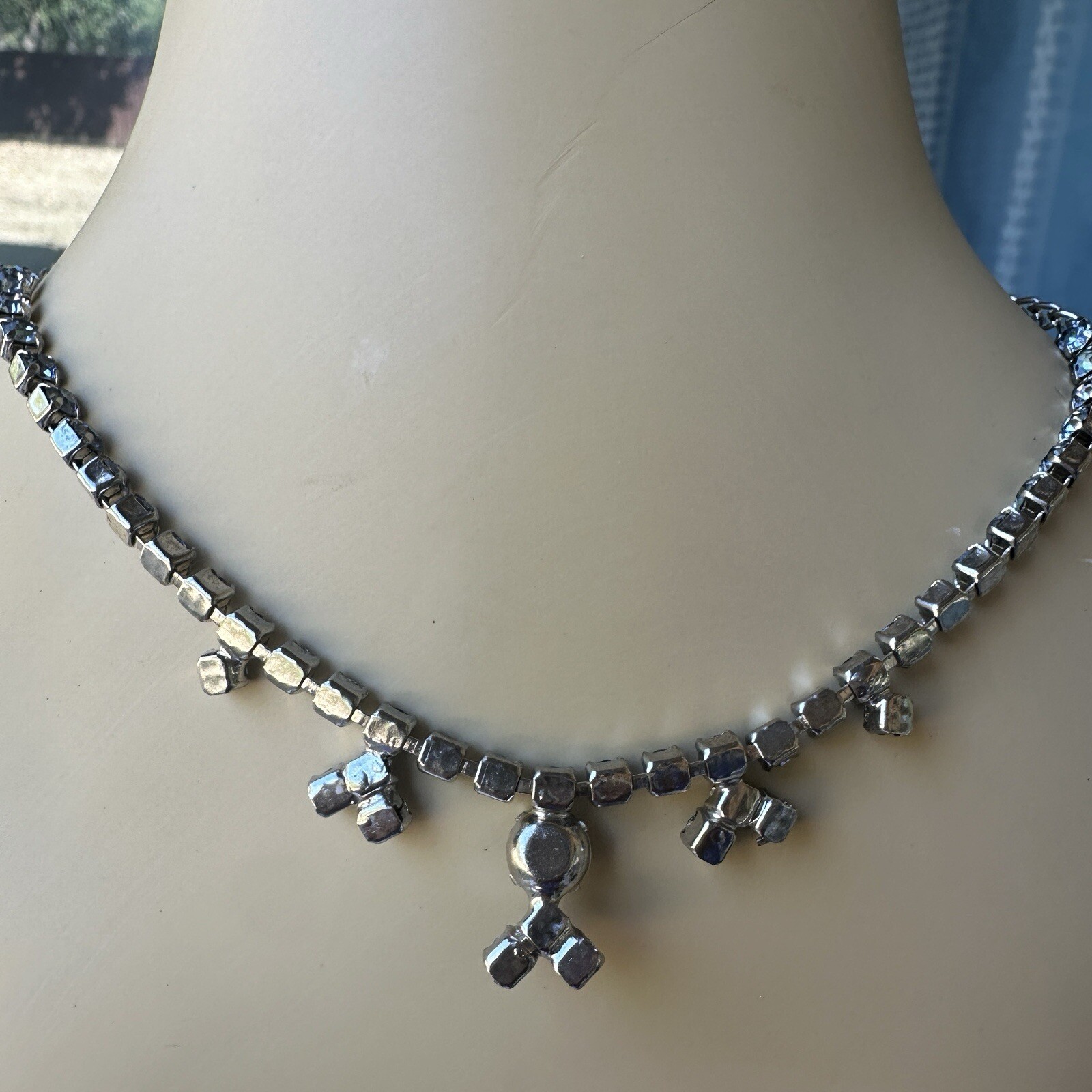 VTG 1950s Choker Necklace 16.5 Inch Light Blue Rhinestones Silver Sparkly Fancy