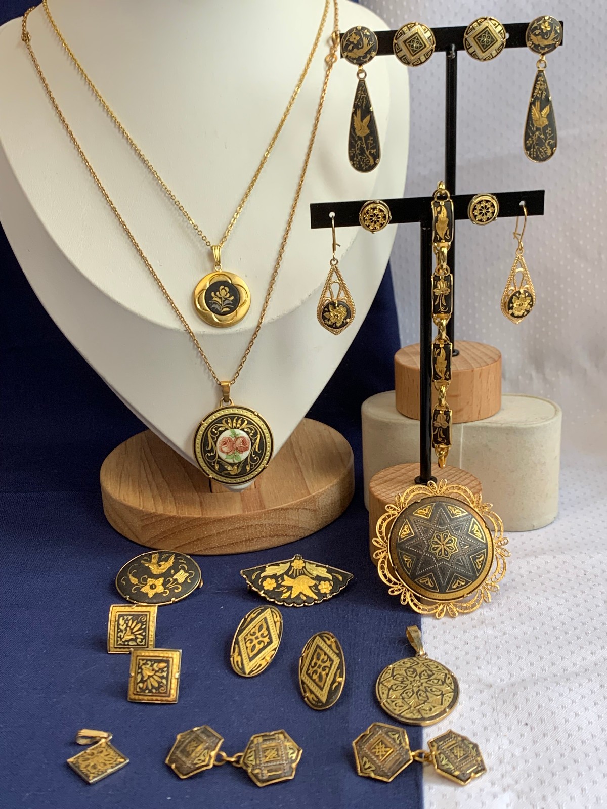 Vtg Damascene Costume Jewelry Lot Gold & Black Bird Flower Patterned Inlay