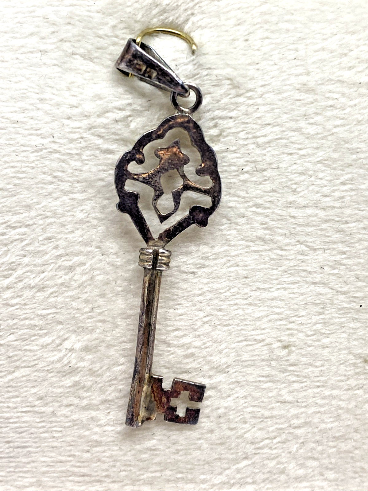 Vintage 925 Sterling Silver Skeleton Key Pendant Charm (2.1 Grams, 1.5″ inch)
