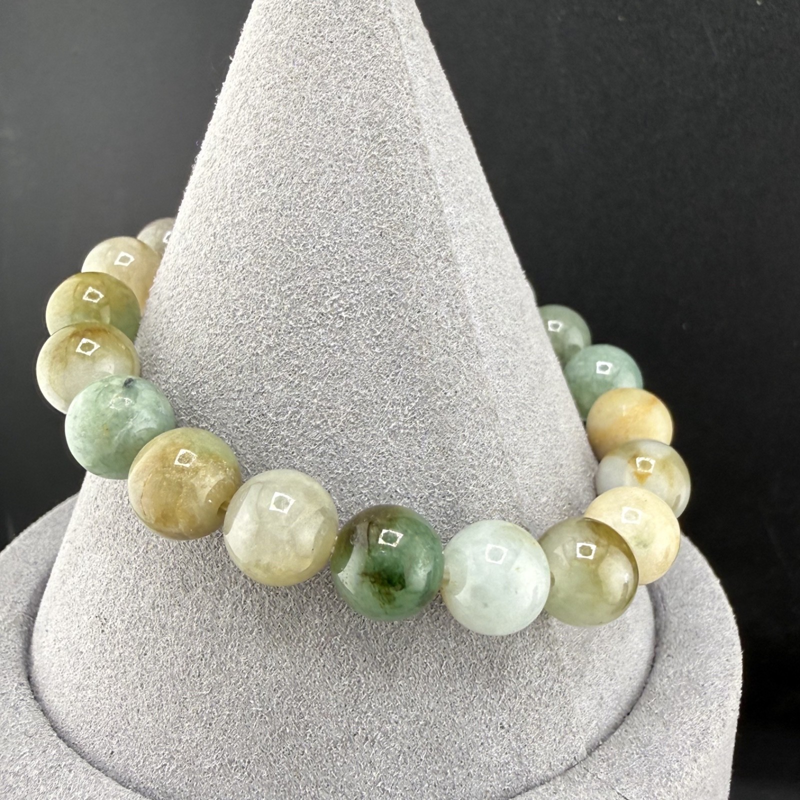 Polished Stone Bracelet Beaded Green Yellow 7”