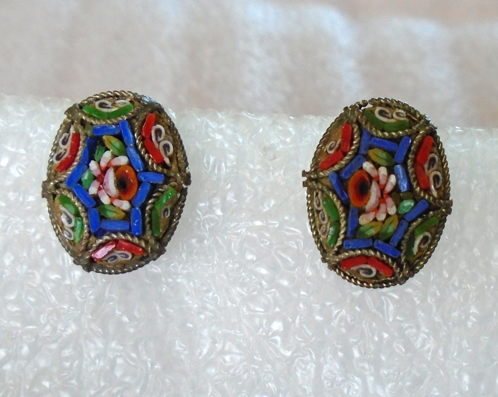 Vintage Micro Mosaic Earrings Floral Design Screw Backs Made In Italy 1950 Retro