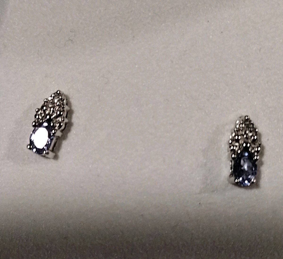 Oval Tanzanite/Diamond 10k White Gold Post Earings Jc Penny Vintage